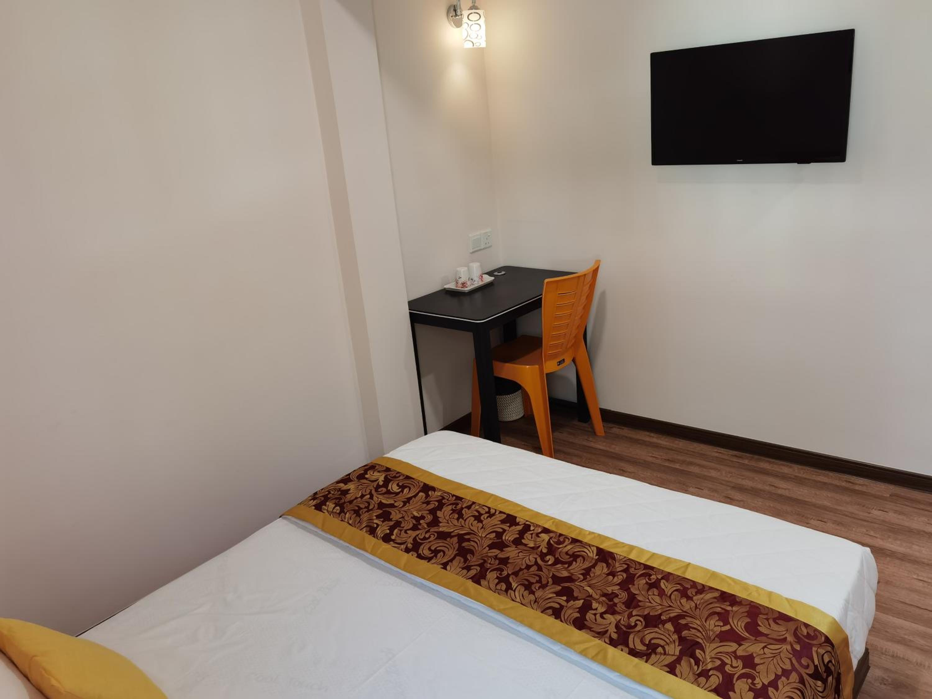 Deluxe Double Room - Photo 4