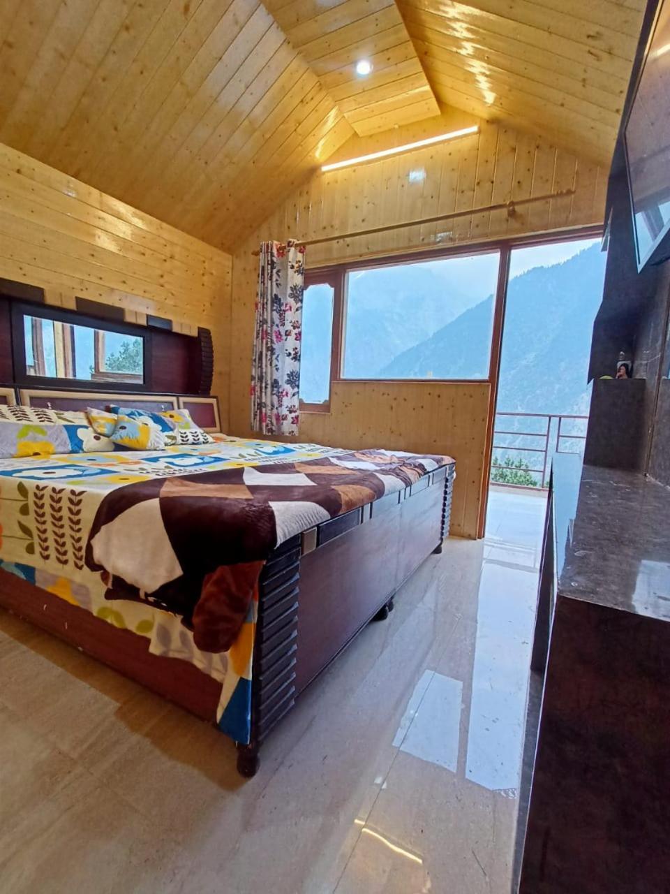 Double Room with Mountain View
