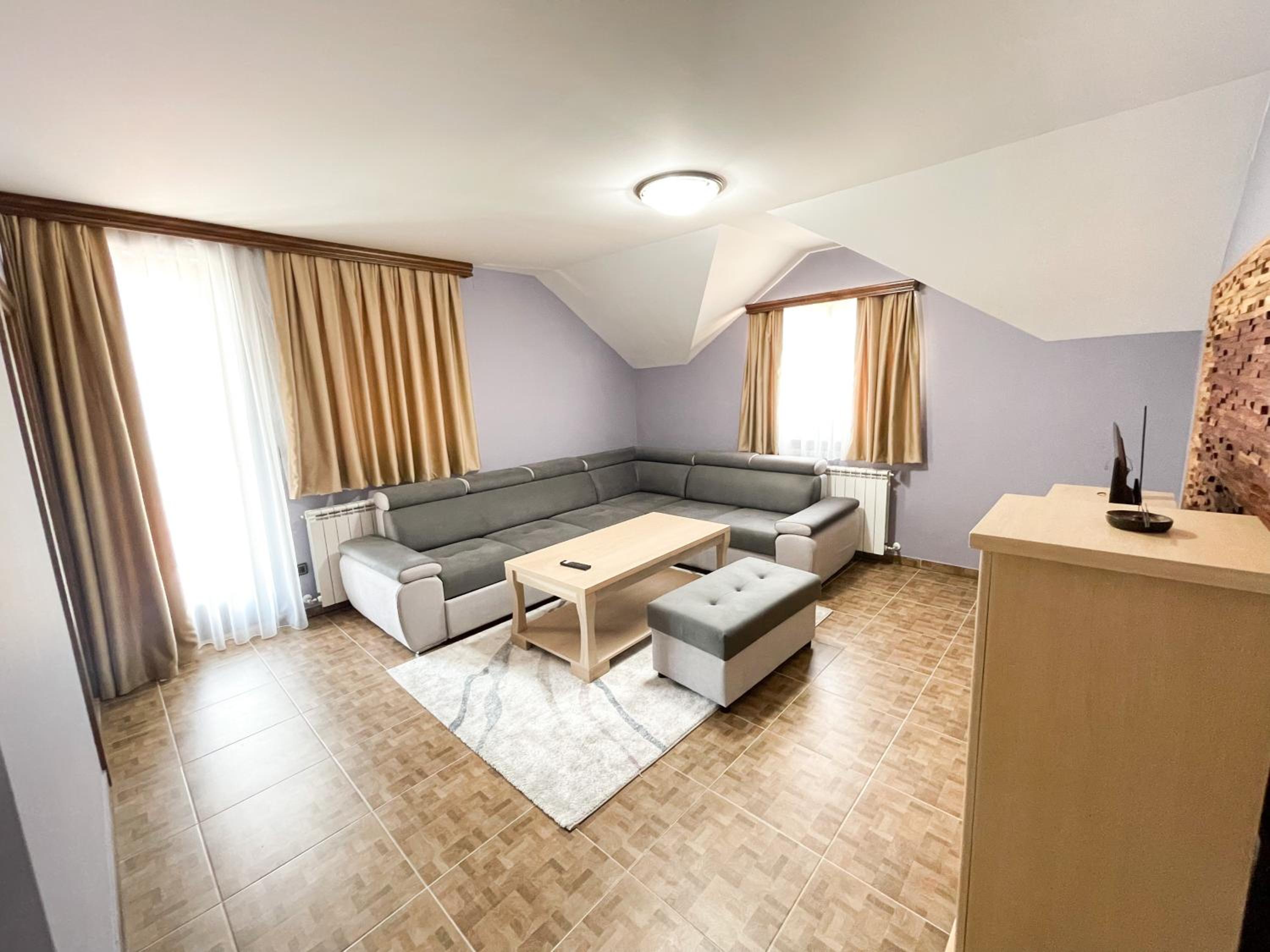 Apartment with Lake View photo 2