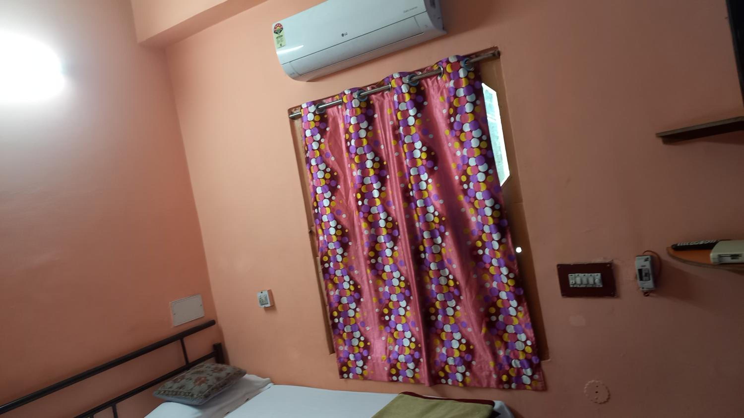 Double Room with Private Bathroom photo 2