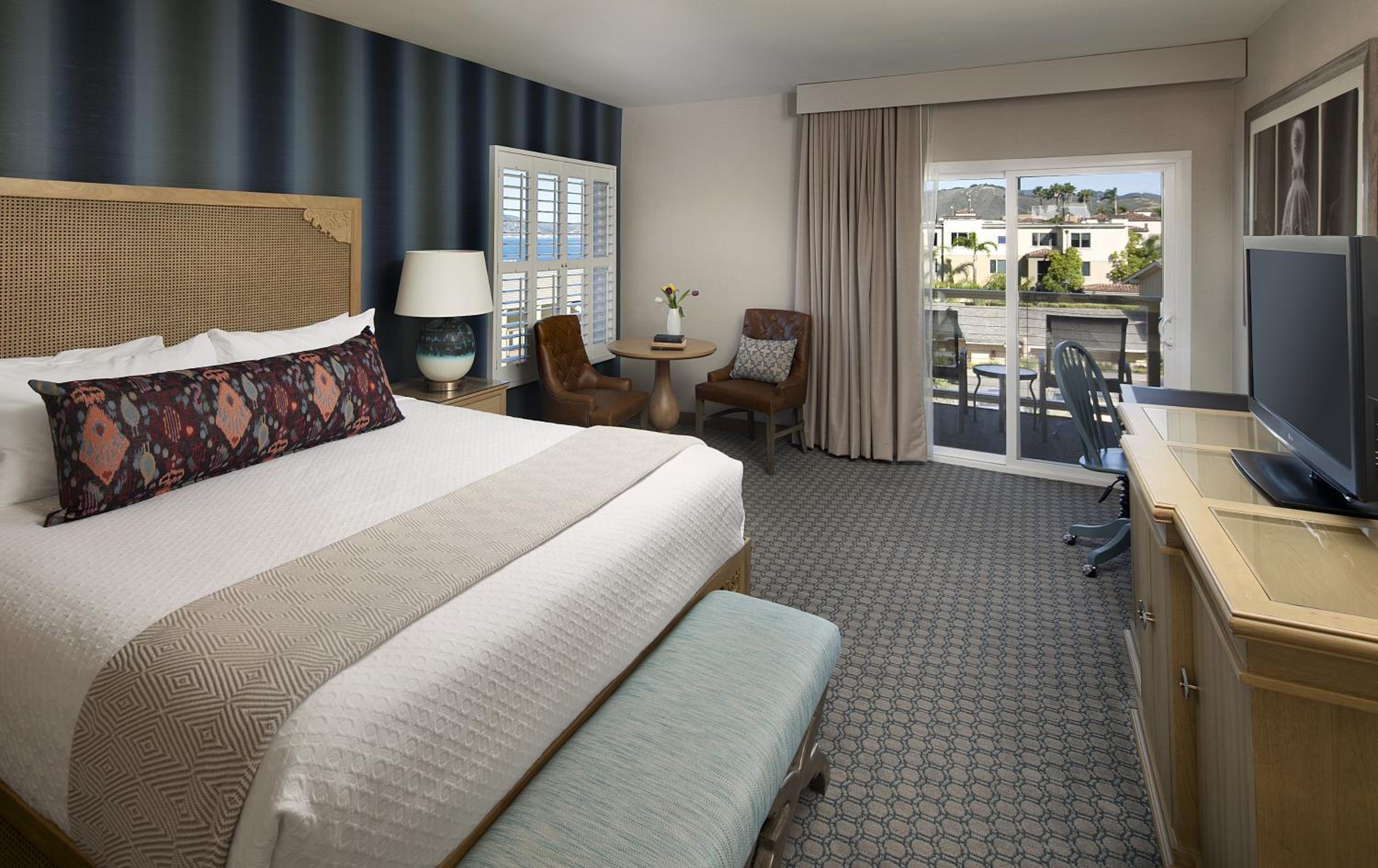 King Room with Partial Ocean View - Photo 1