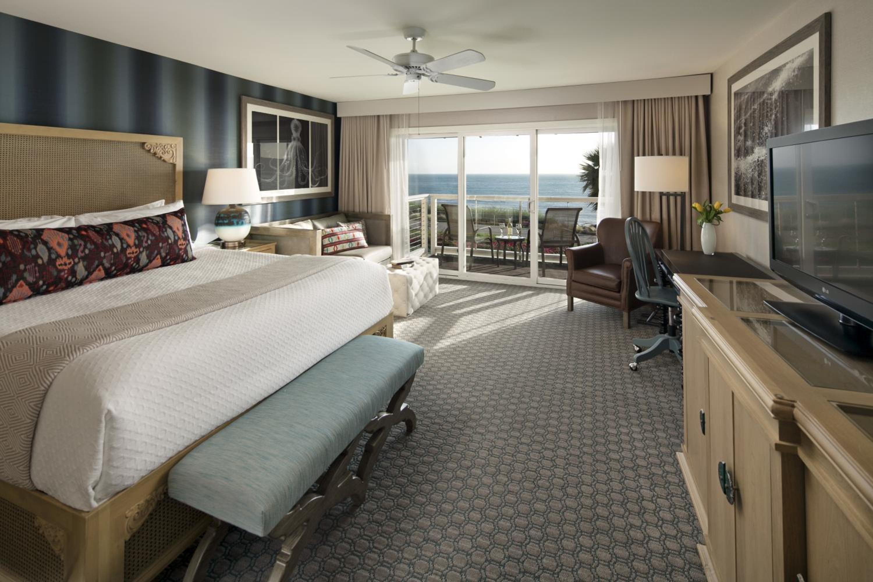 King Room with Ocean View and Balcony - Photo 1