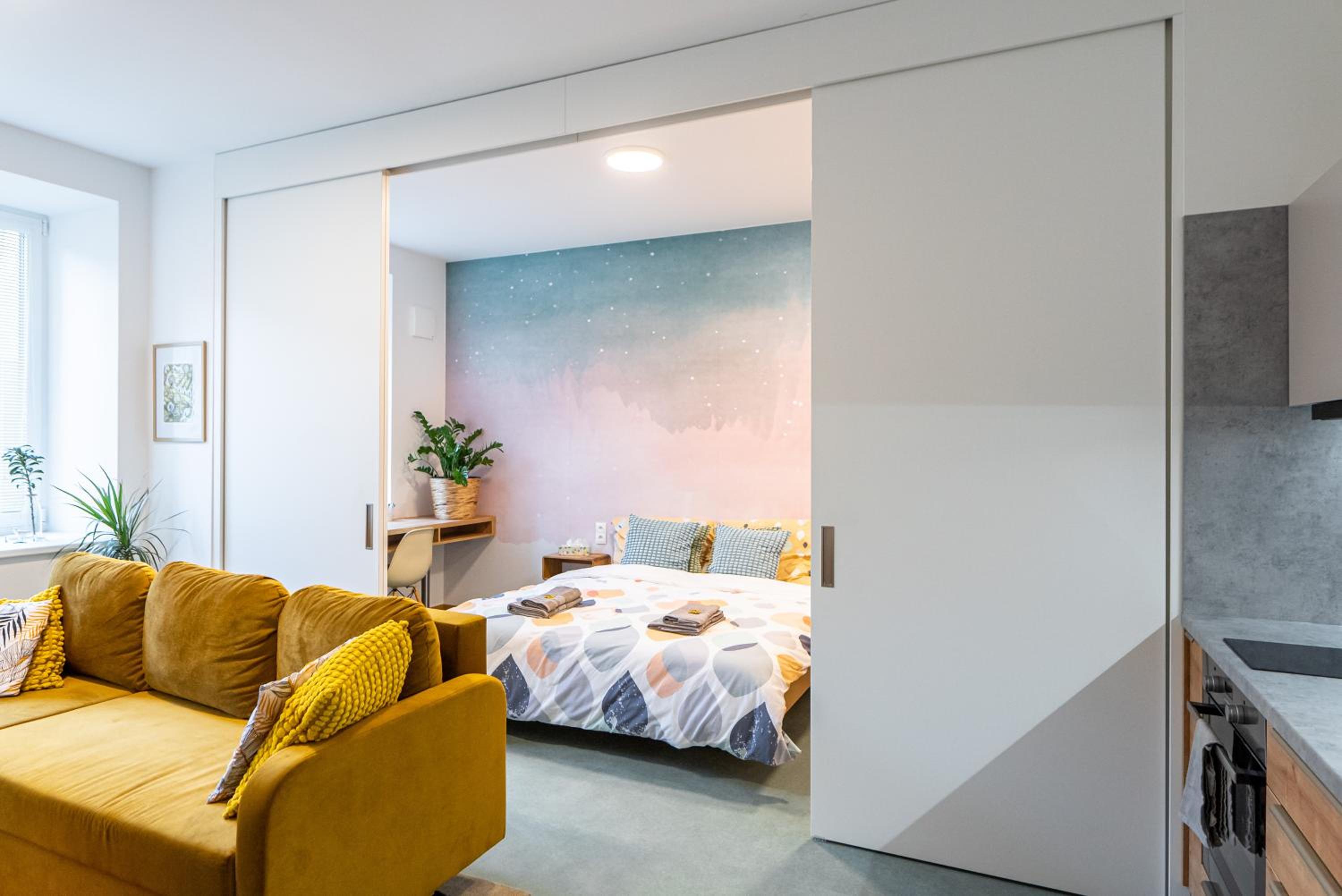 One-Bedroom Apartment