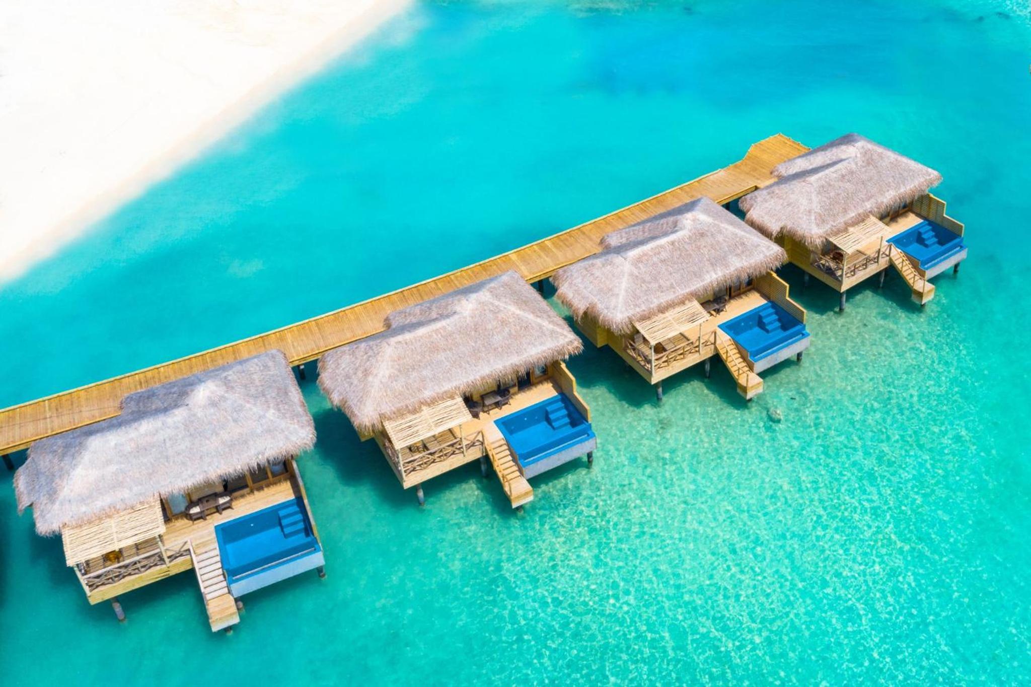  Aqua Suite with Private Pool - Photo 3