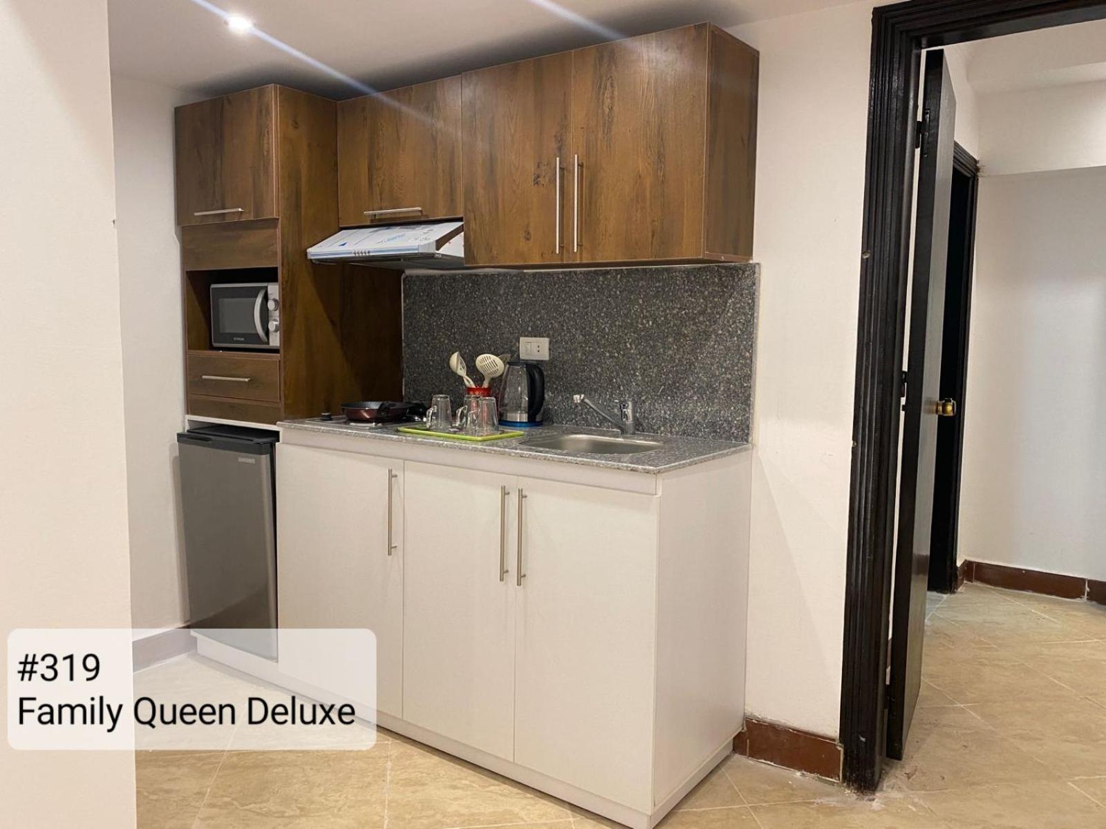 Deluxe Family Suite