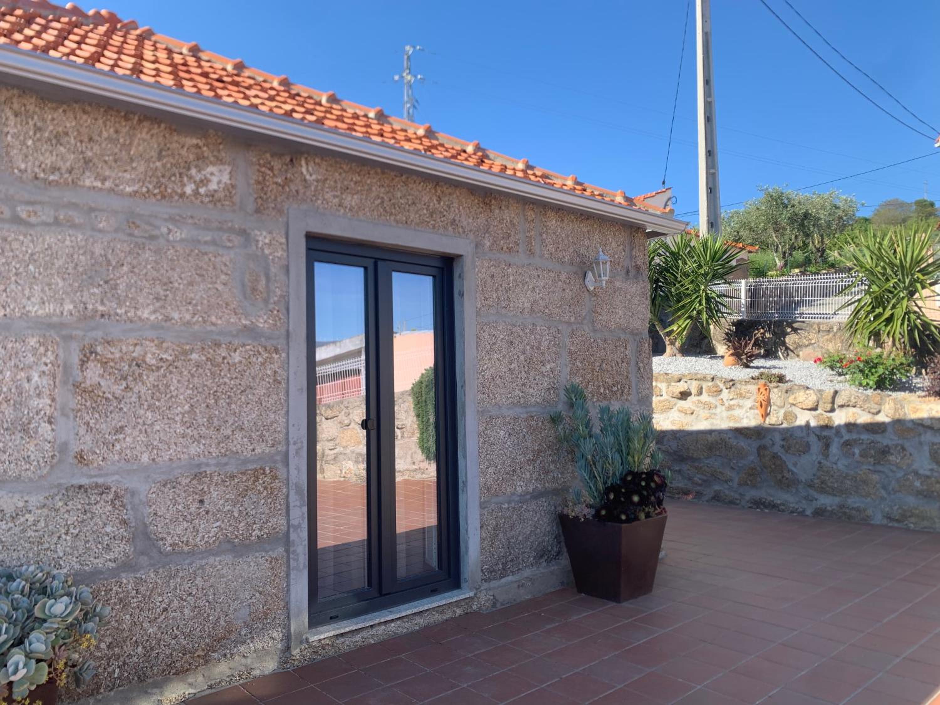 Three-Bedroom House photo 2