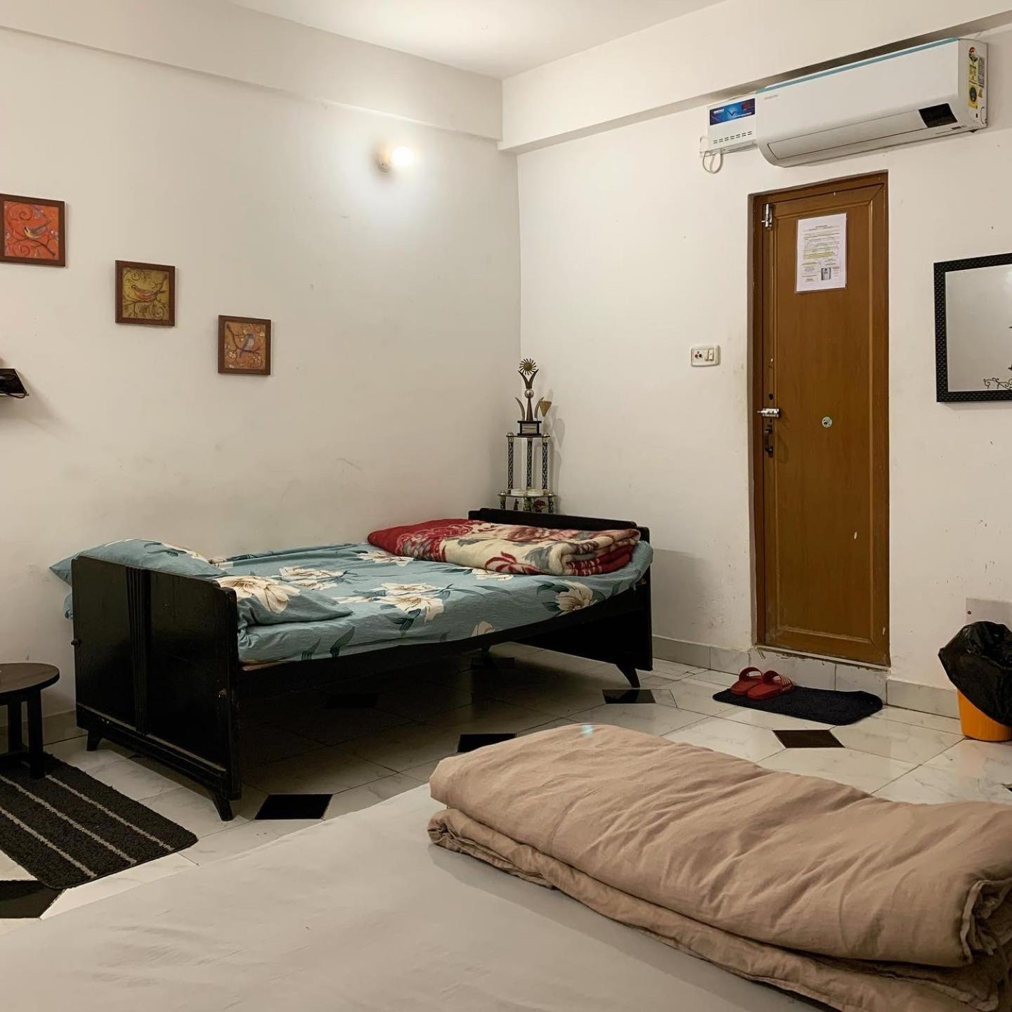 Two-Bedroom Apartment - Photo 3