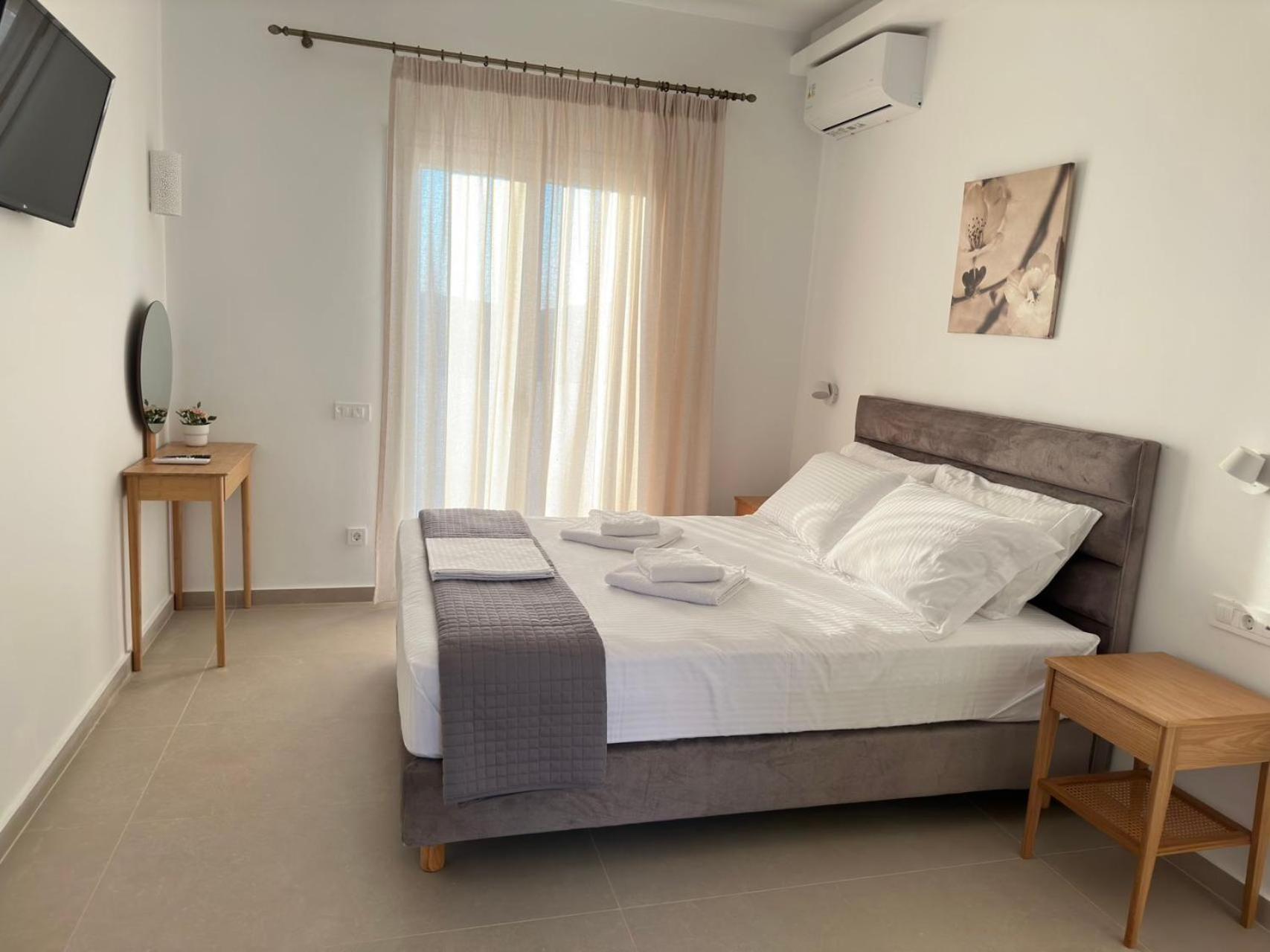 Double or Twin Room with Terrace photo 2