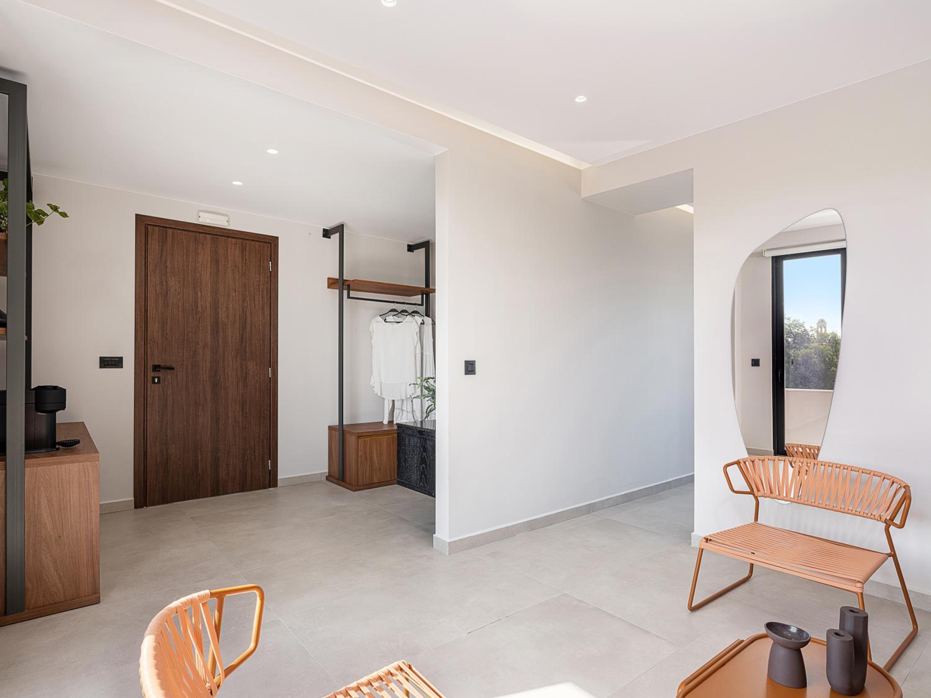 Deluxe Triple Room with Sea View - Photo 2