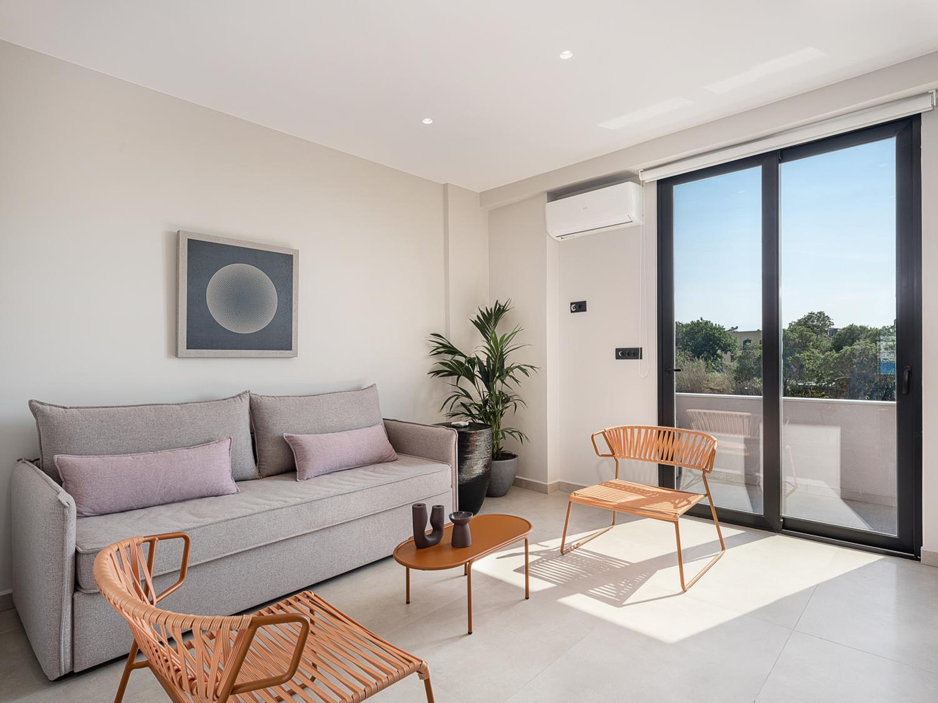 Deluxe Triple Room with Sea View - Photo 1