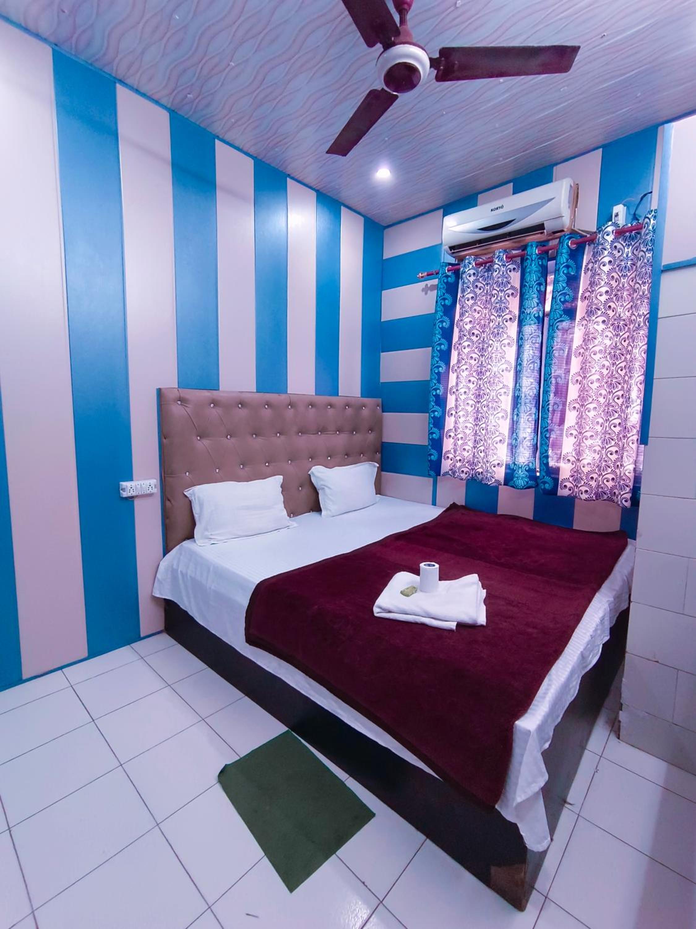 Deluxe Double Room With Shower