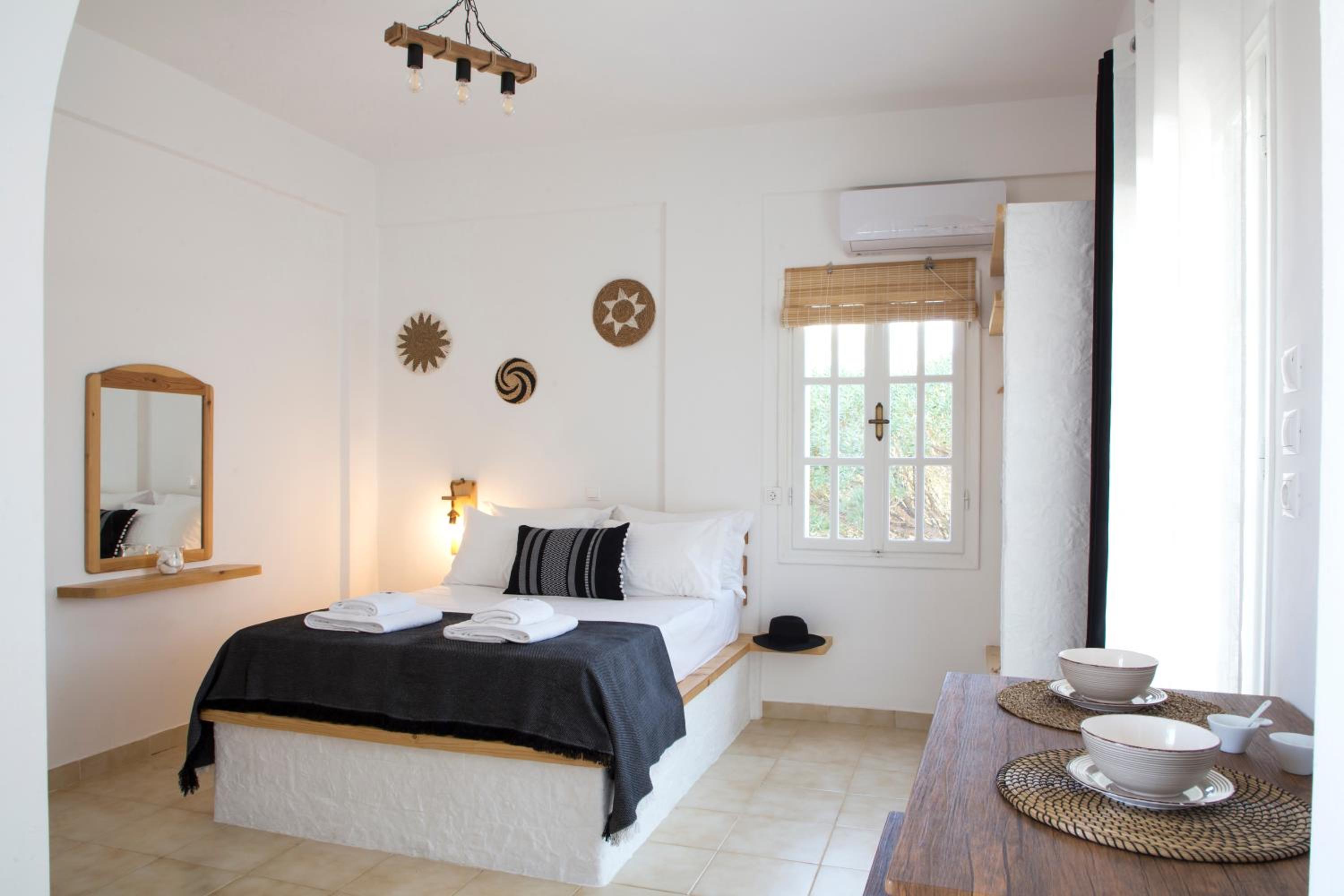Deluxe Double Room With Sea View photo 1