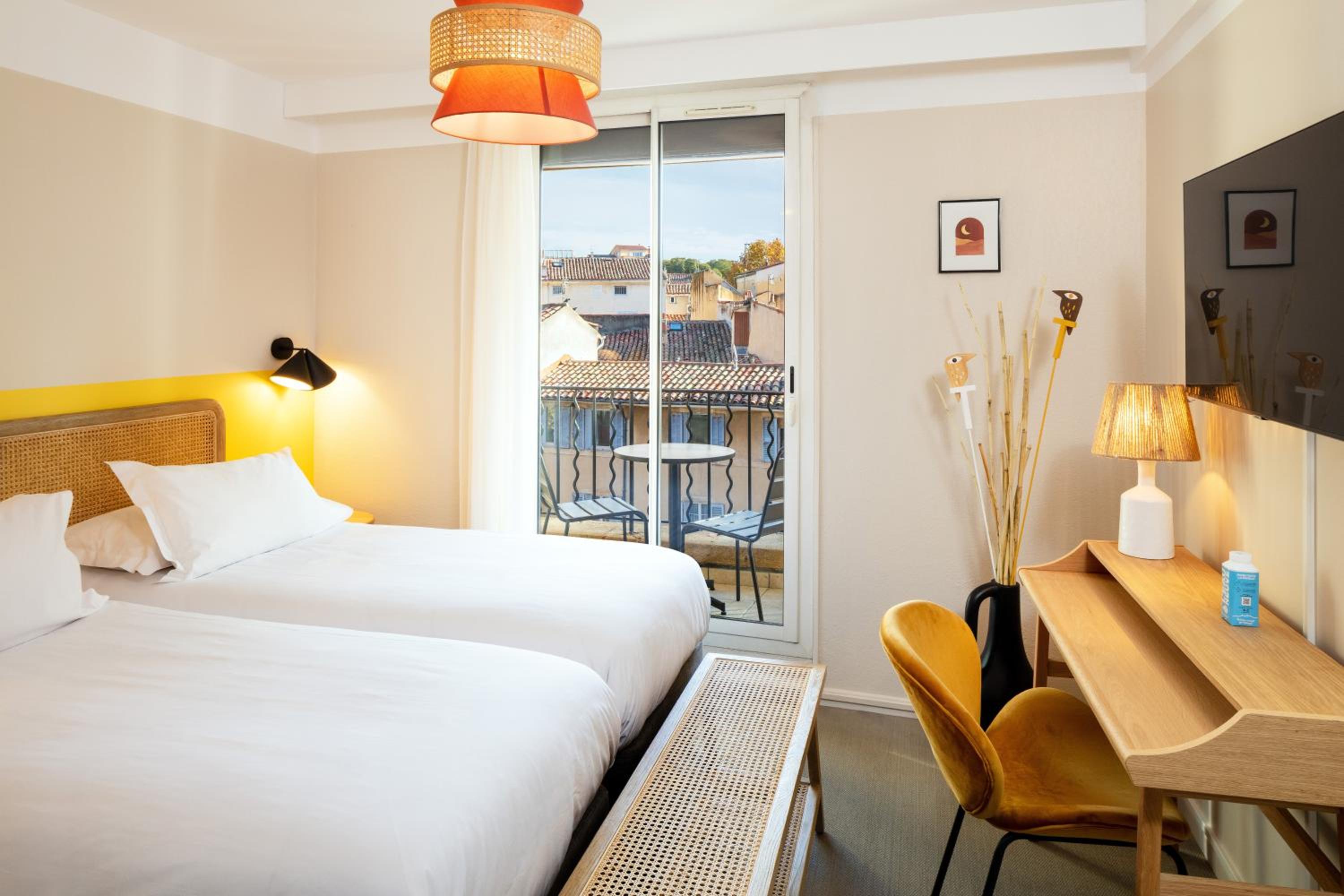 Twin Room with Balcony
