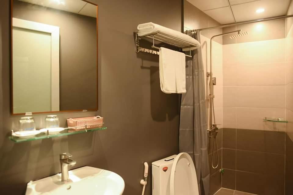 Double or Twin Room - Photo 26