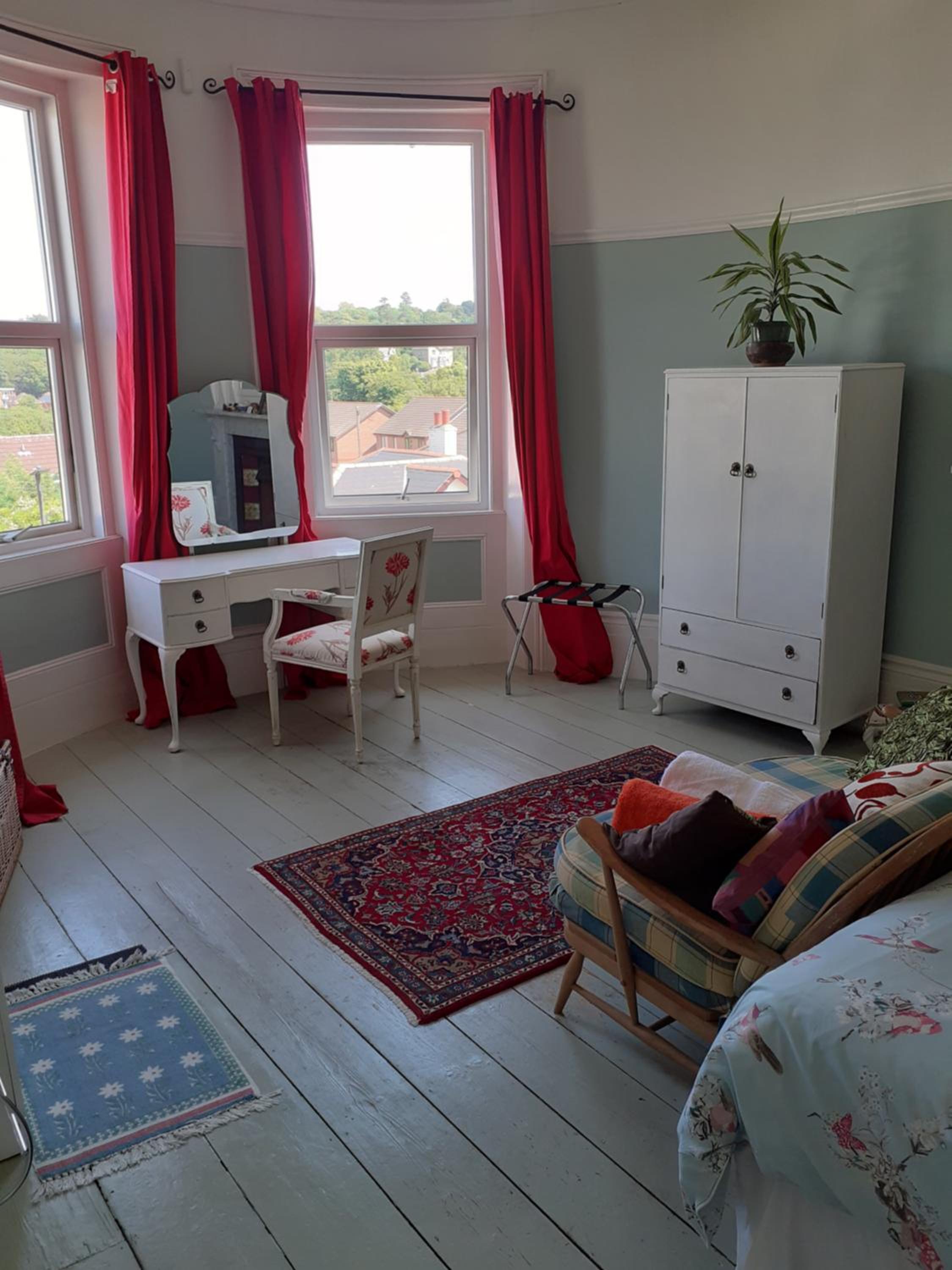 Large King Room photo 2