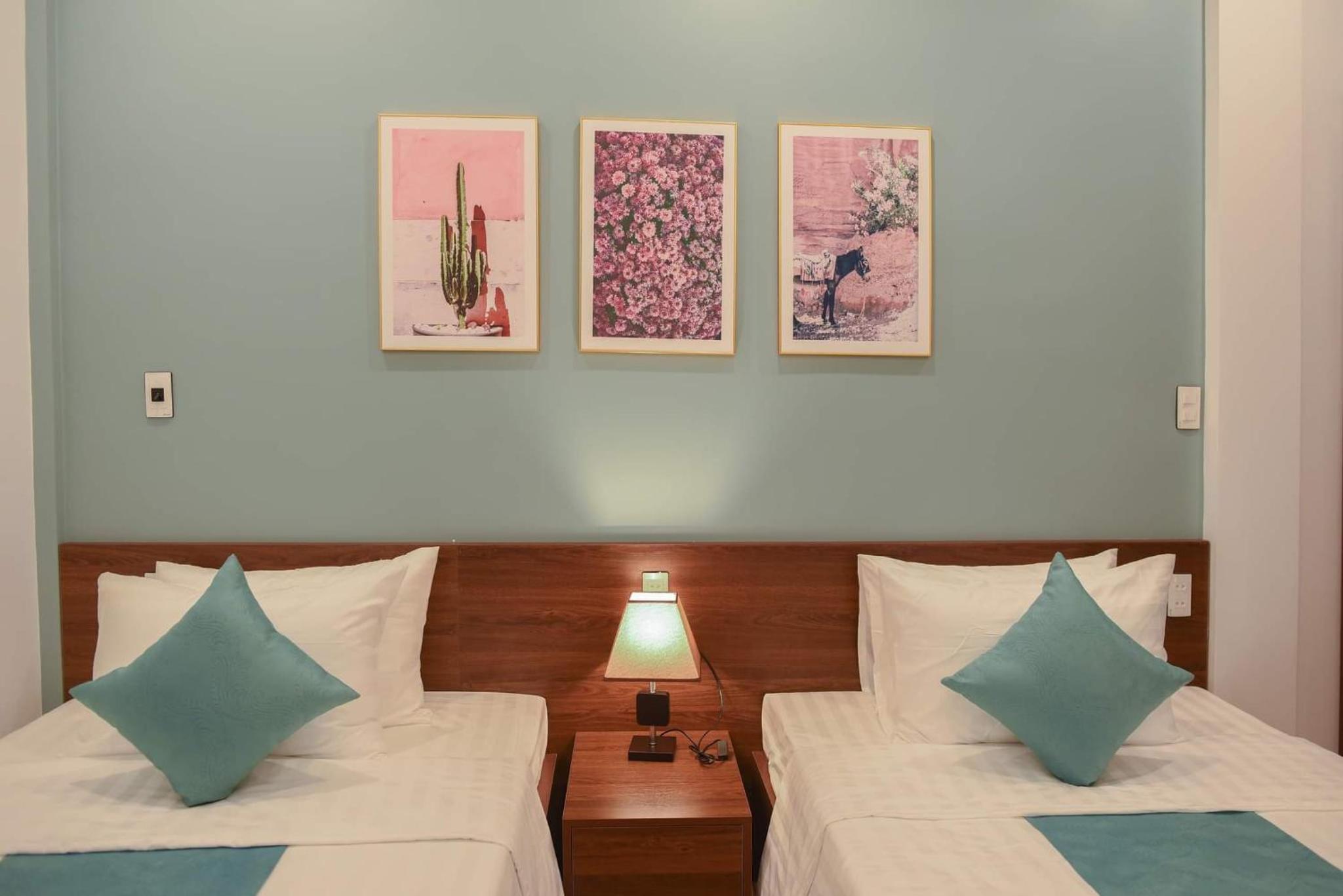 Double or Twin Room - Photo 11