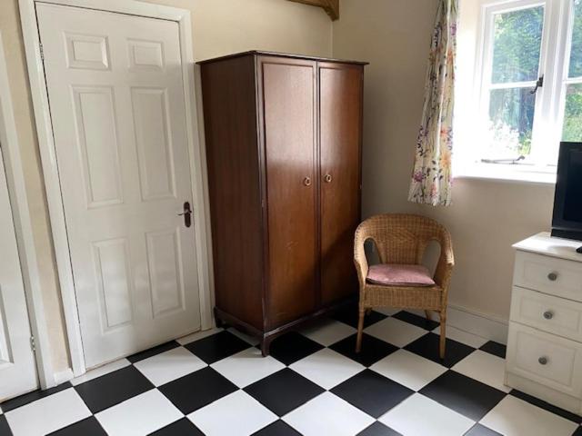 One-Bedroom House photo 2