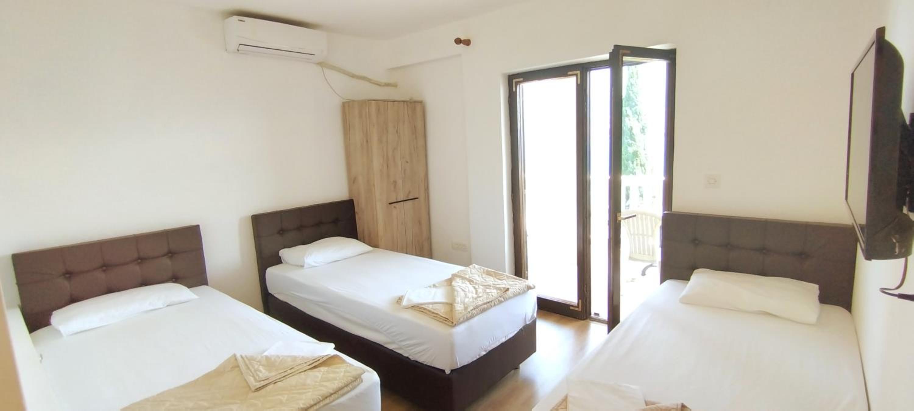 Studio Apartment with Sea View