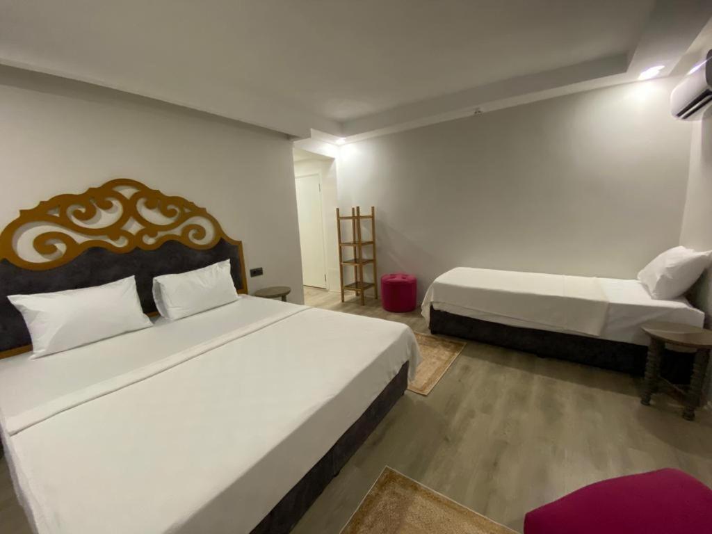 Standard Triple Room - Photo 10