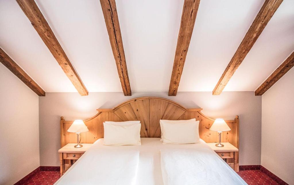 Deluxe Double Room with Bath