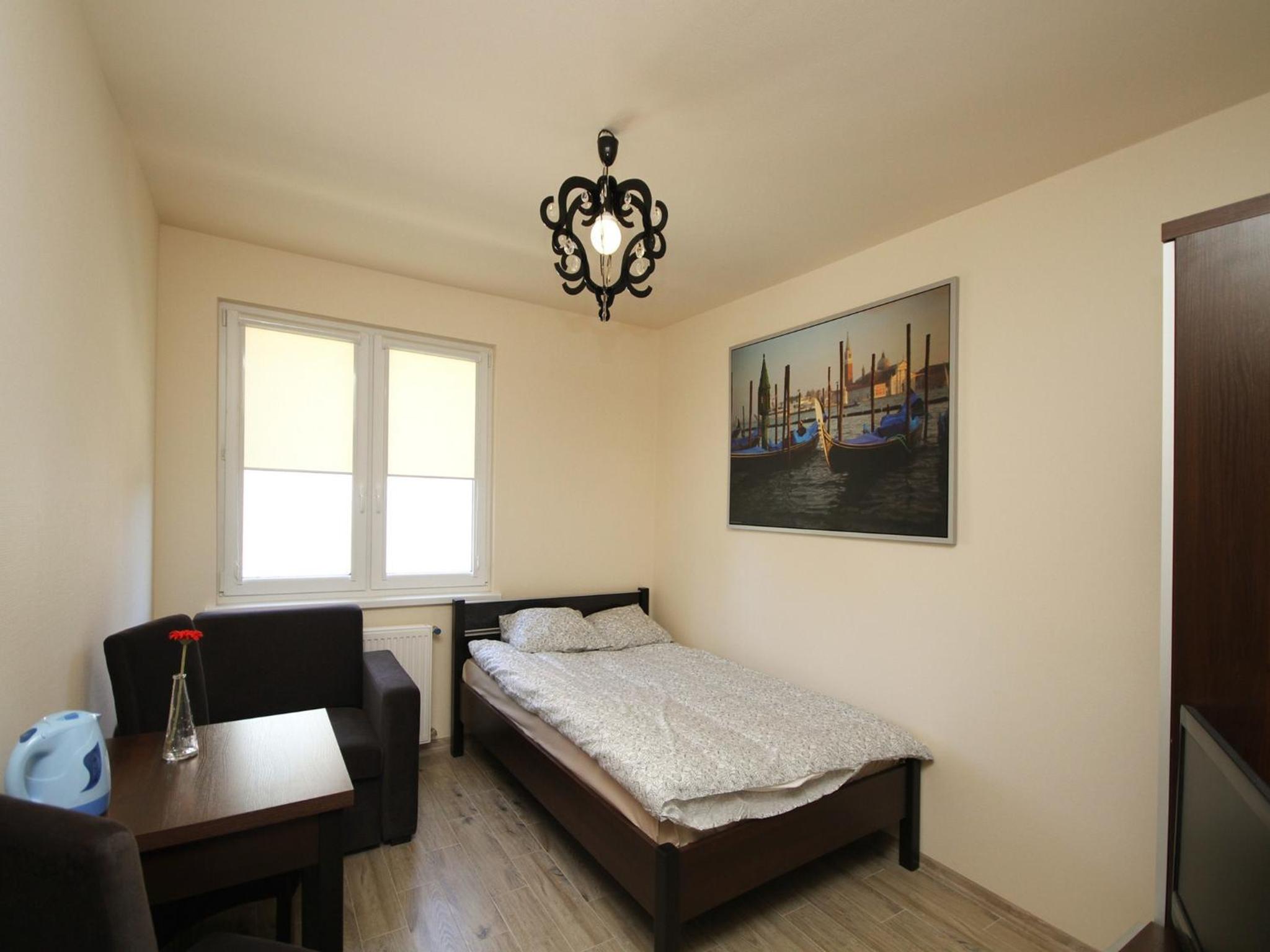 Economy Quadruple Room photo 2