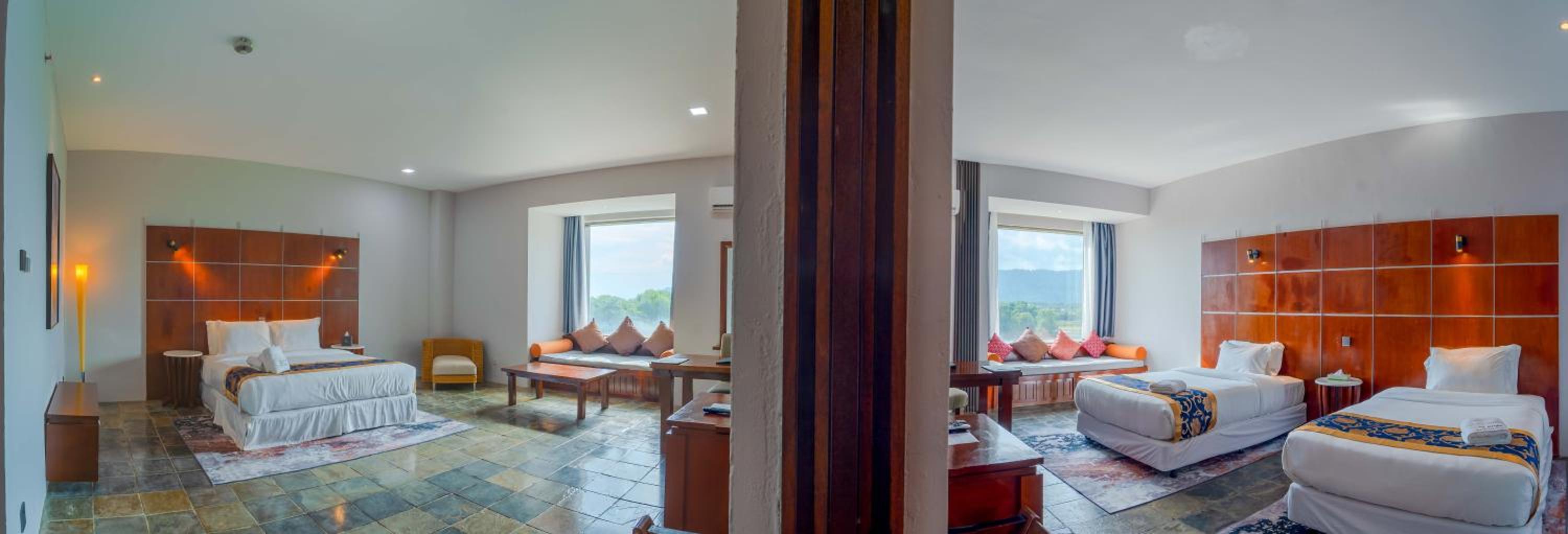 Deluxe Family Room - Photo 1