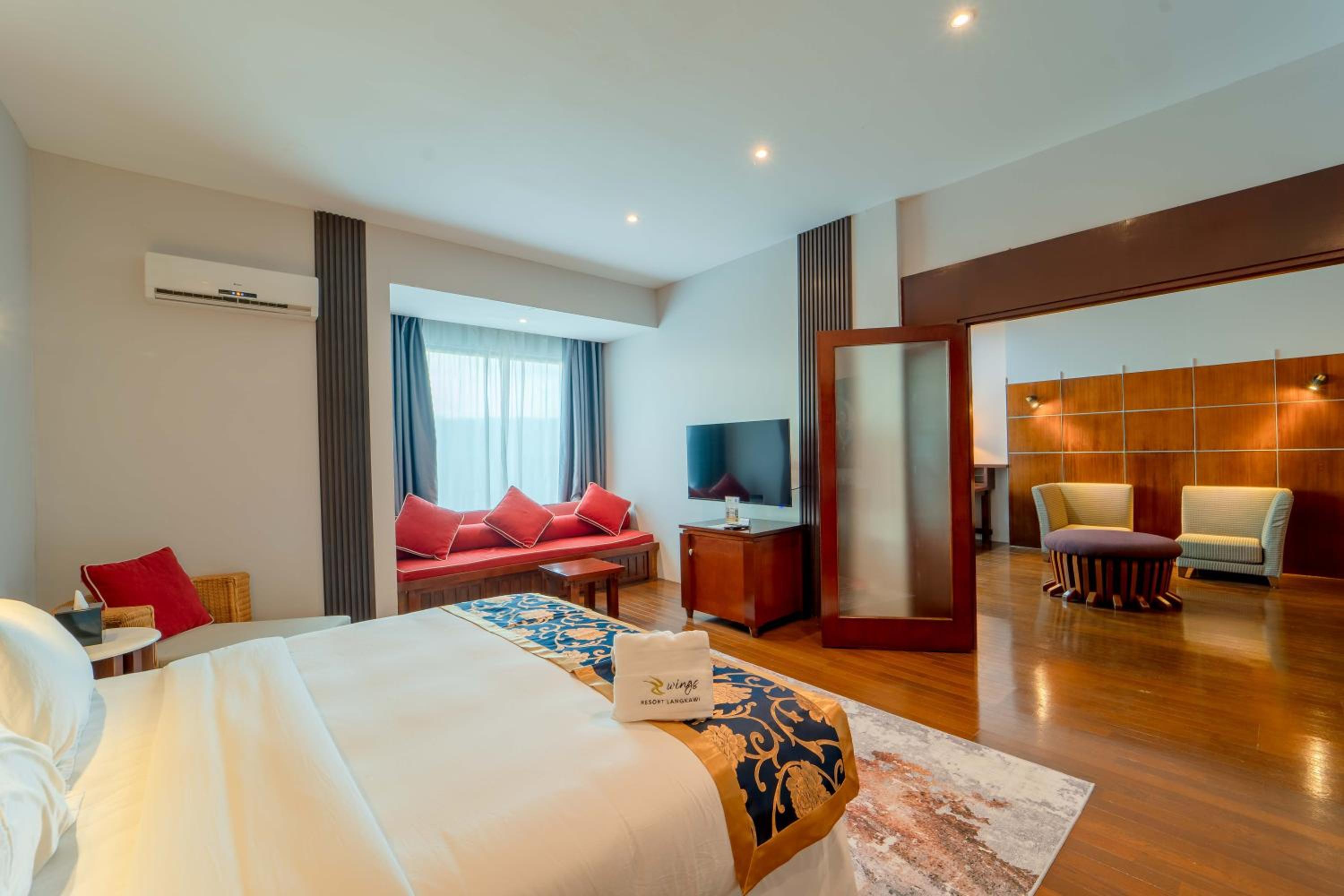 Junior Suite - Photo 2