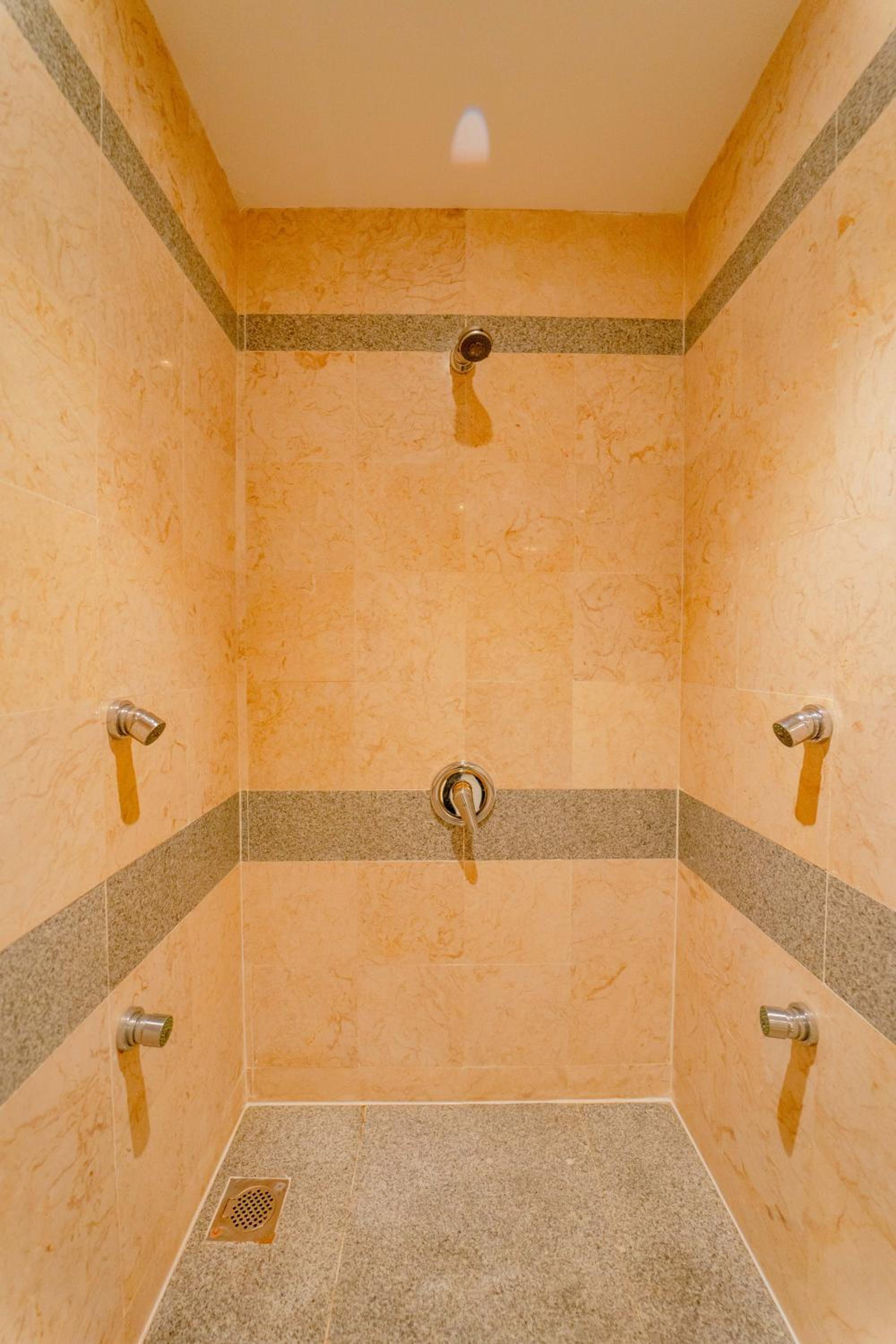 Junior Suite - Photo 10