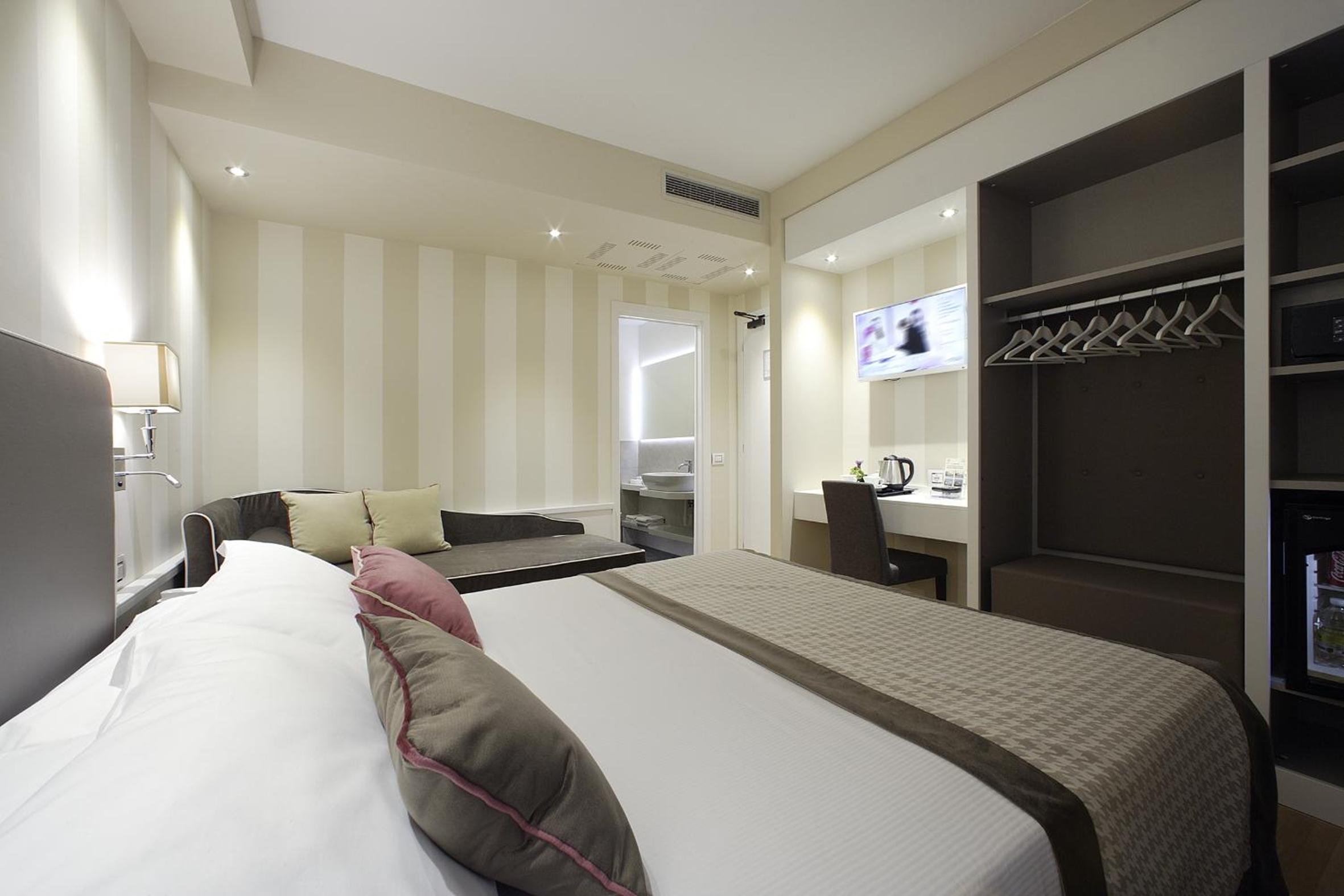 Triple Room Nonsmoking - Photo 7