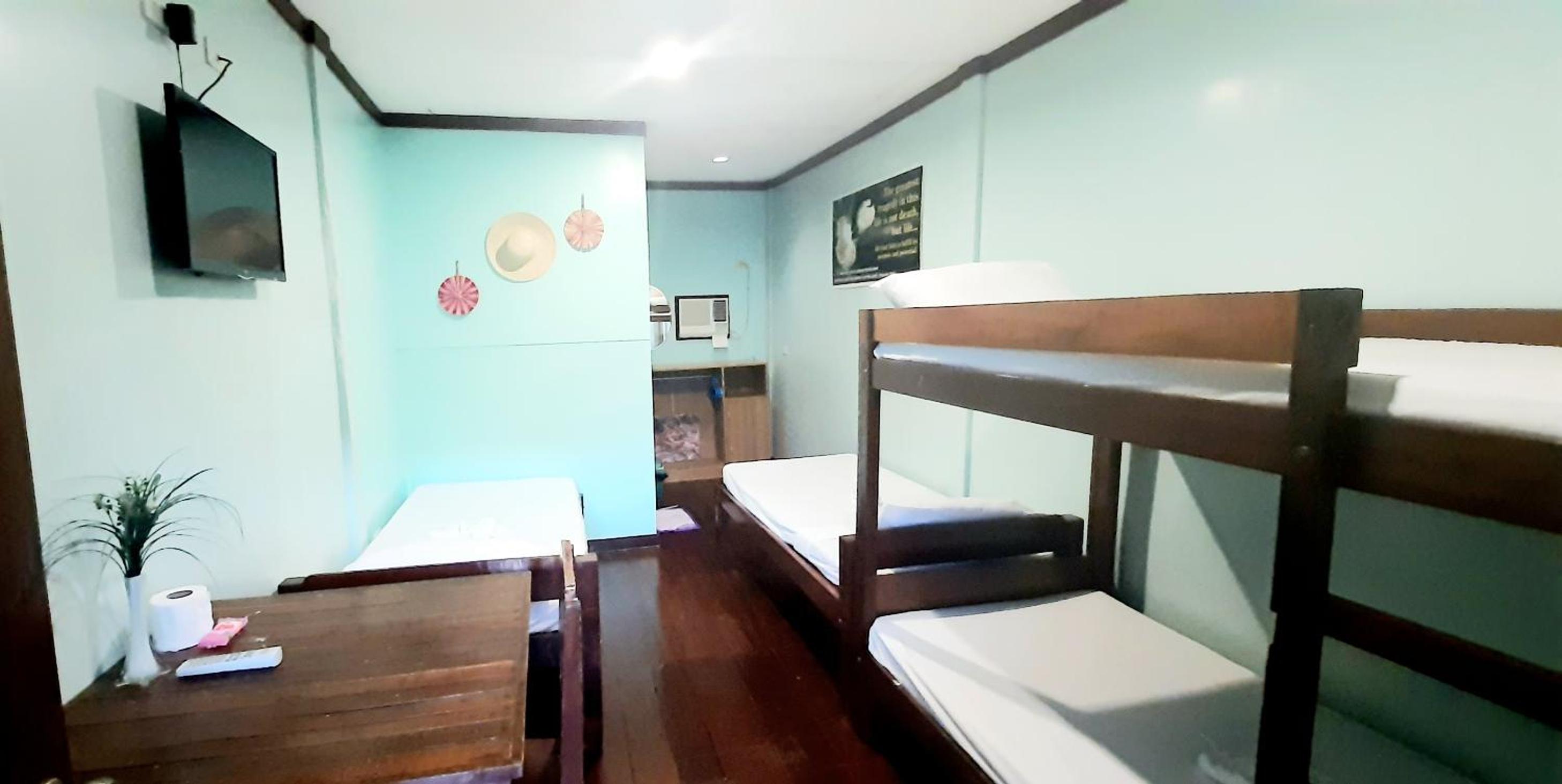 Quadruple Room photo 1