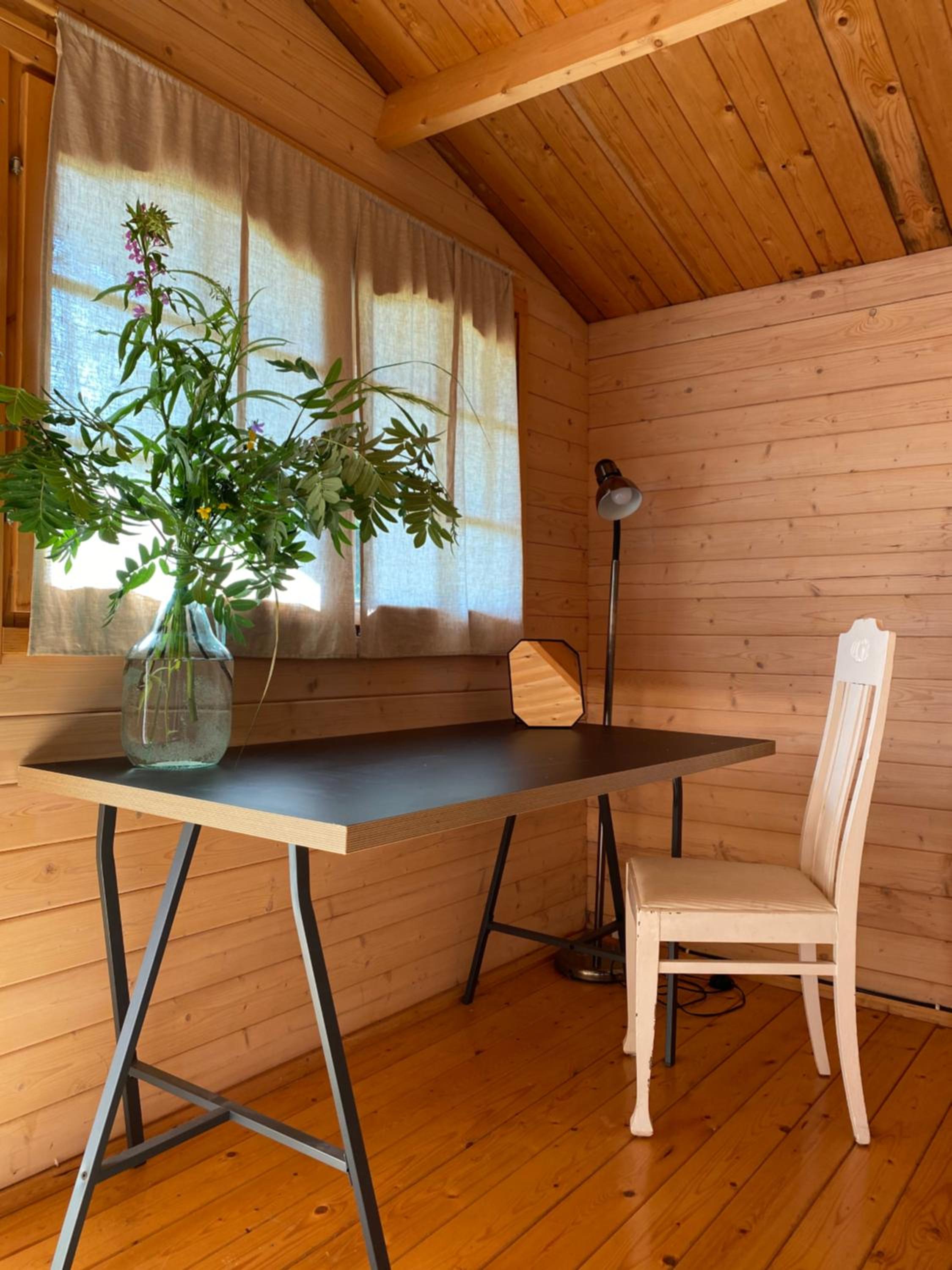 Bungalow with Patio - Photo 9