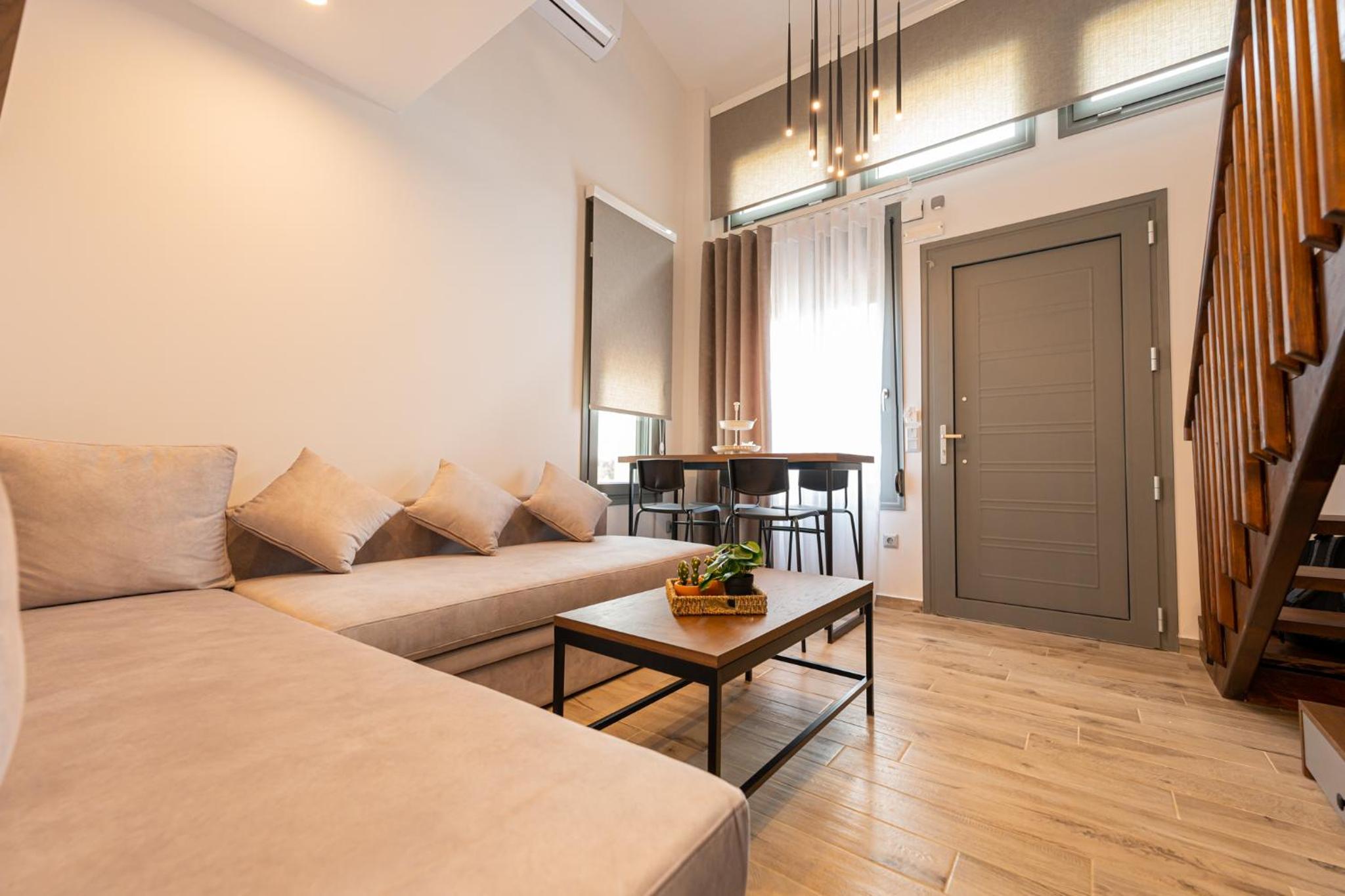 One-Bedroom House photo 1