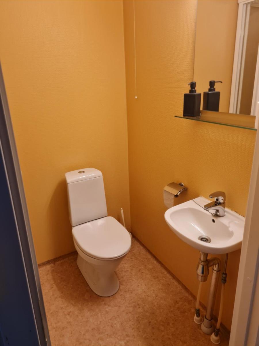 Single Room with Bathroom photo 3