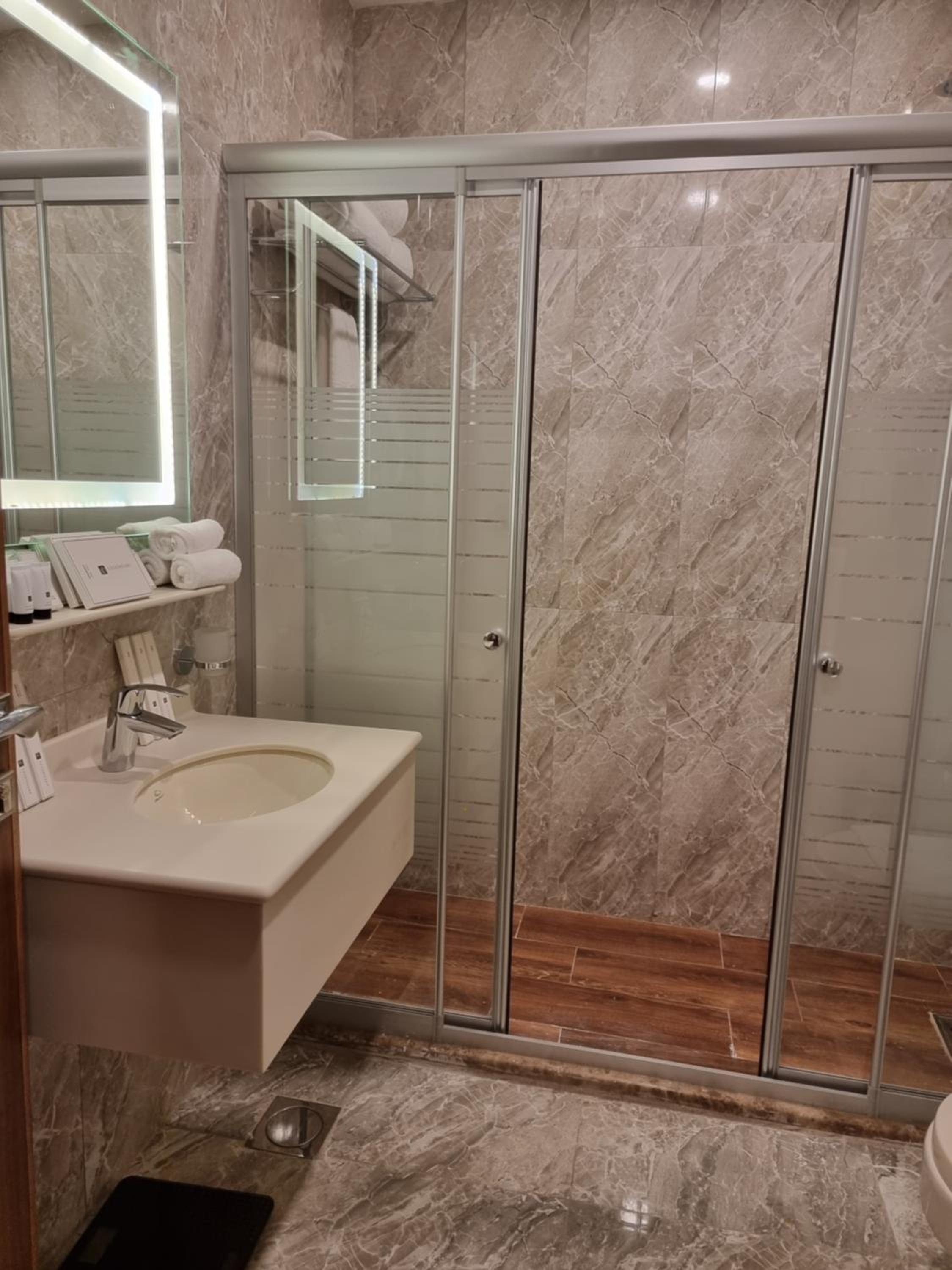Family Suite - Photo 8