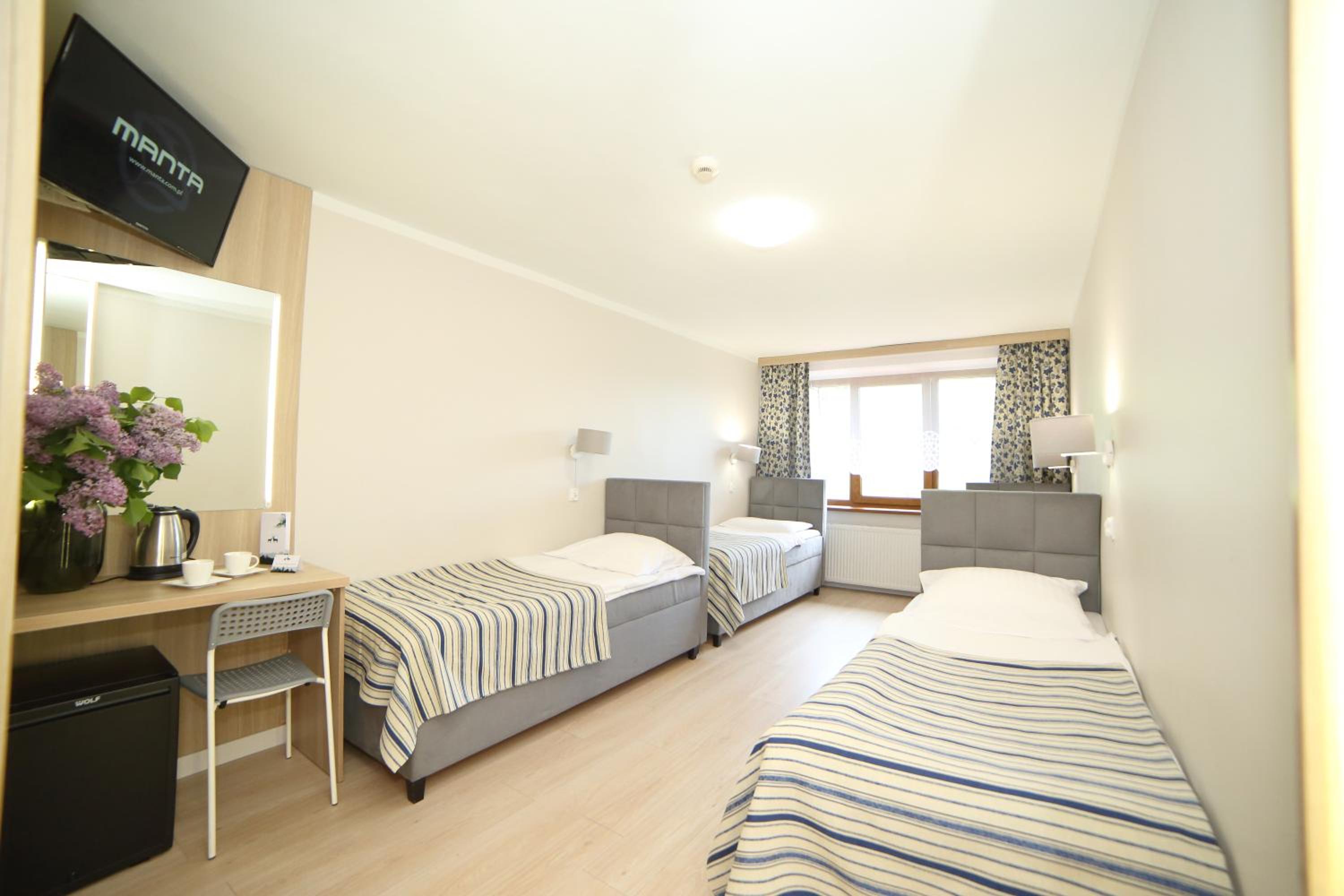 Quadruple Room with Mountain View