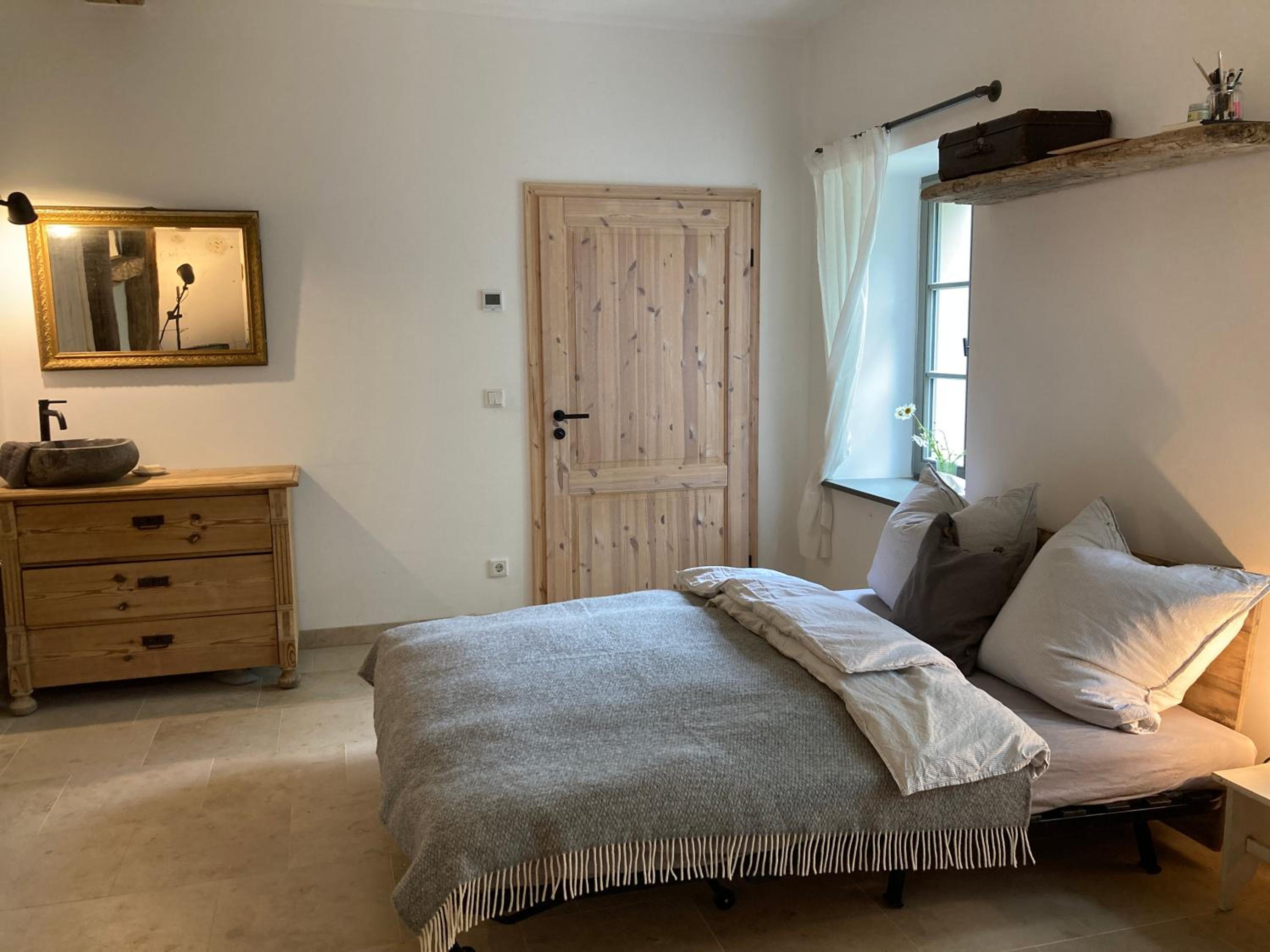 Three-Bedroom House photo 2