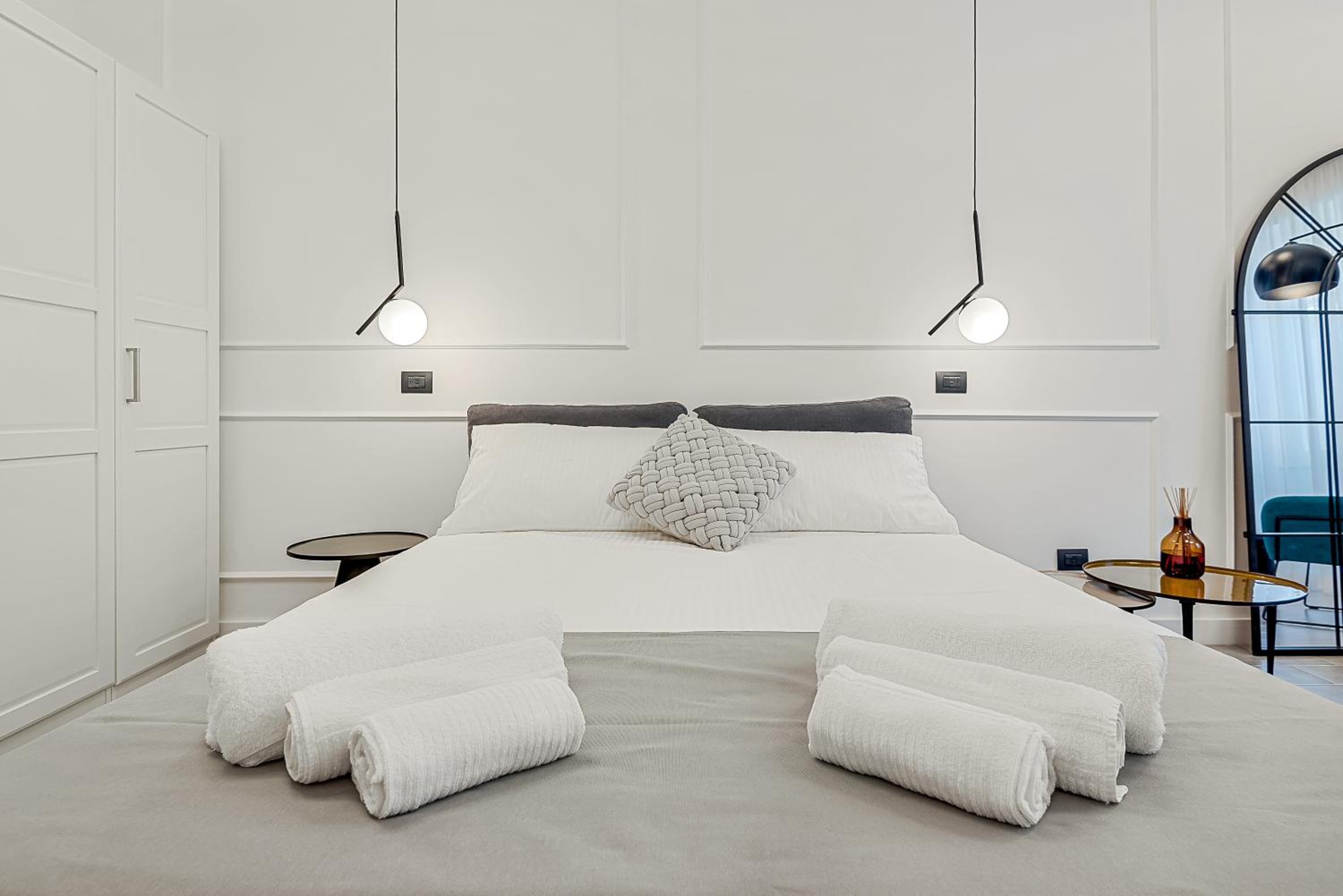 Deluxe Double Room with Balcony photo 1