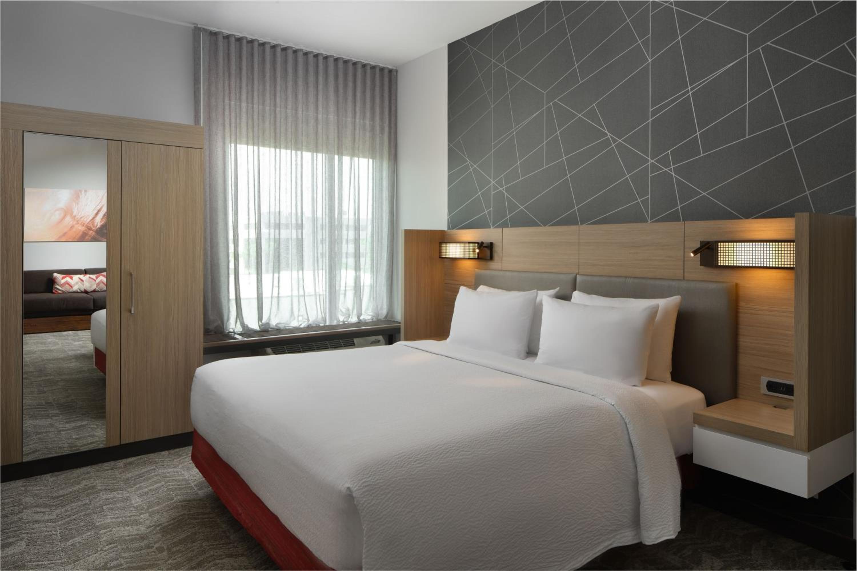 King Suite with Sofa Bed  - Photo 2