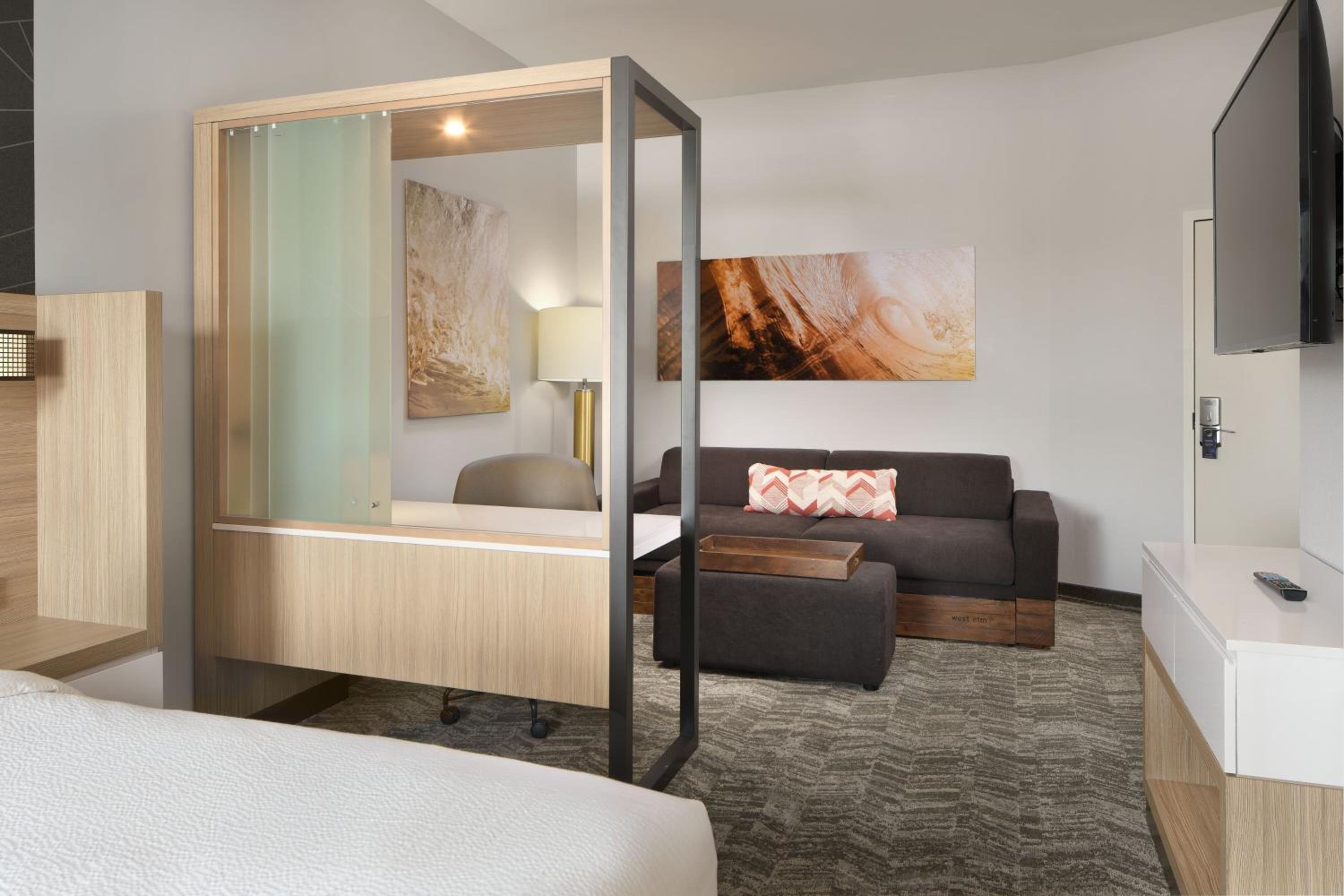 King Suite with Sofa Bed  - Photo 3