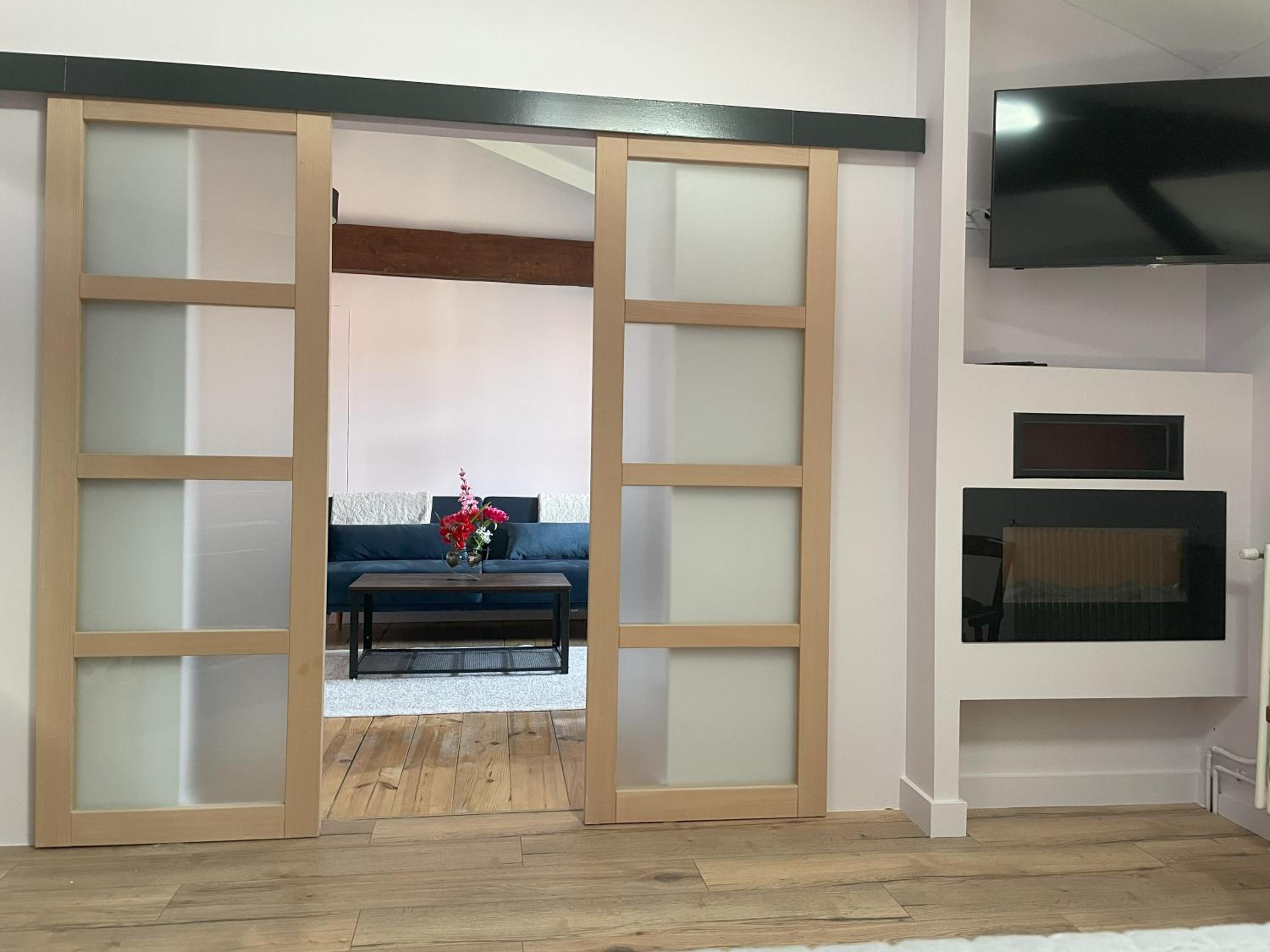 Suite - Photo 10