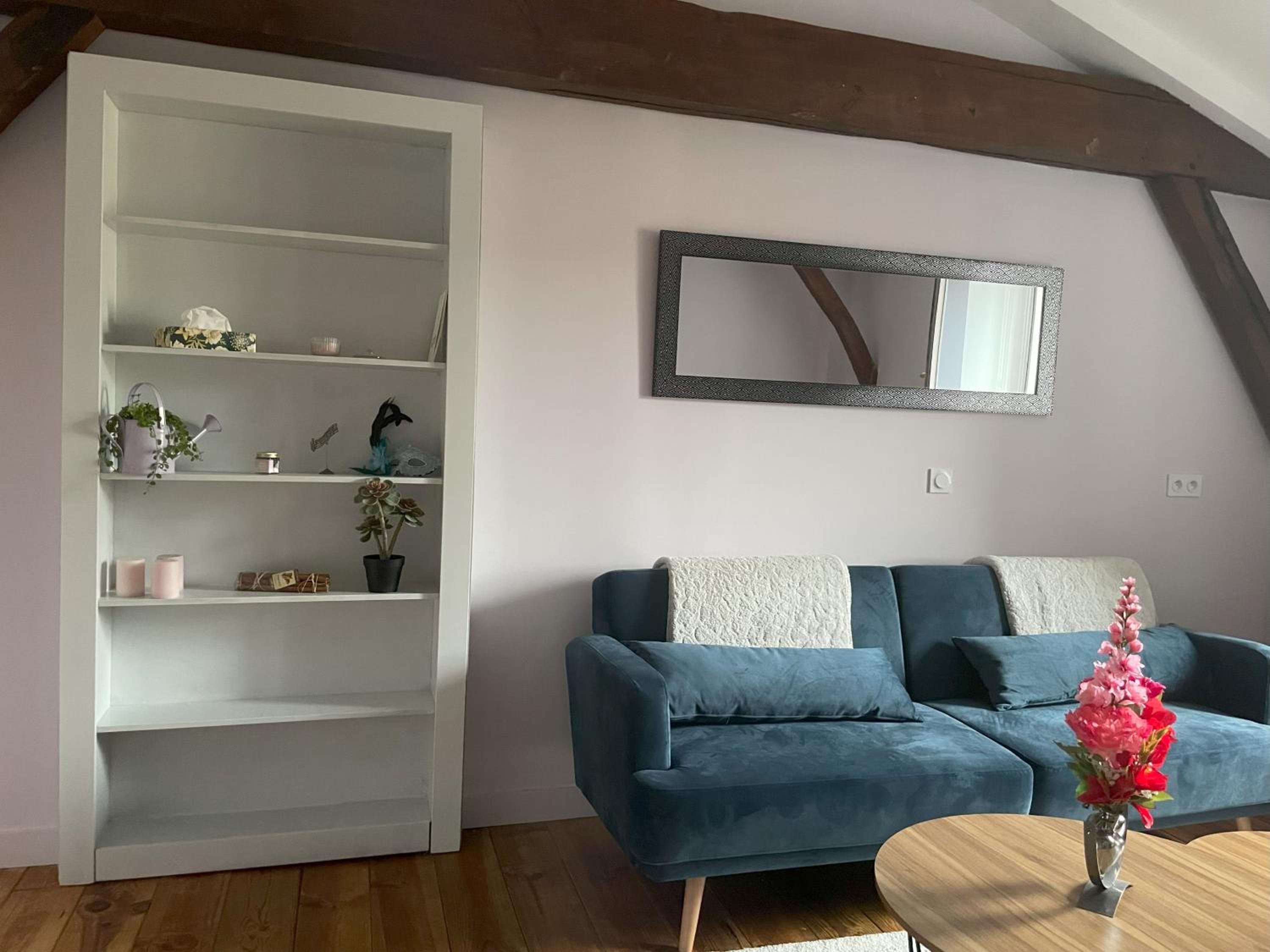 Suite - Photo 9