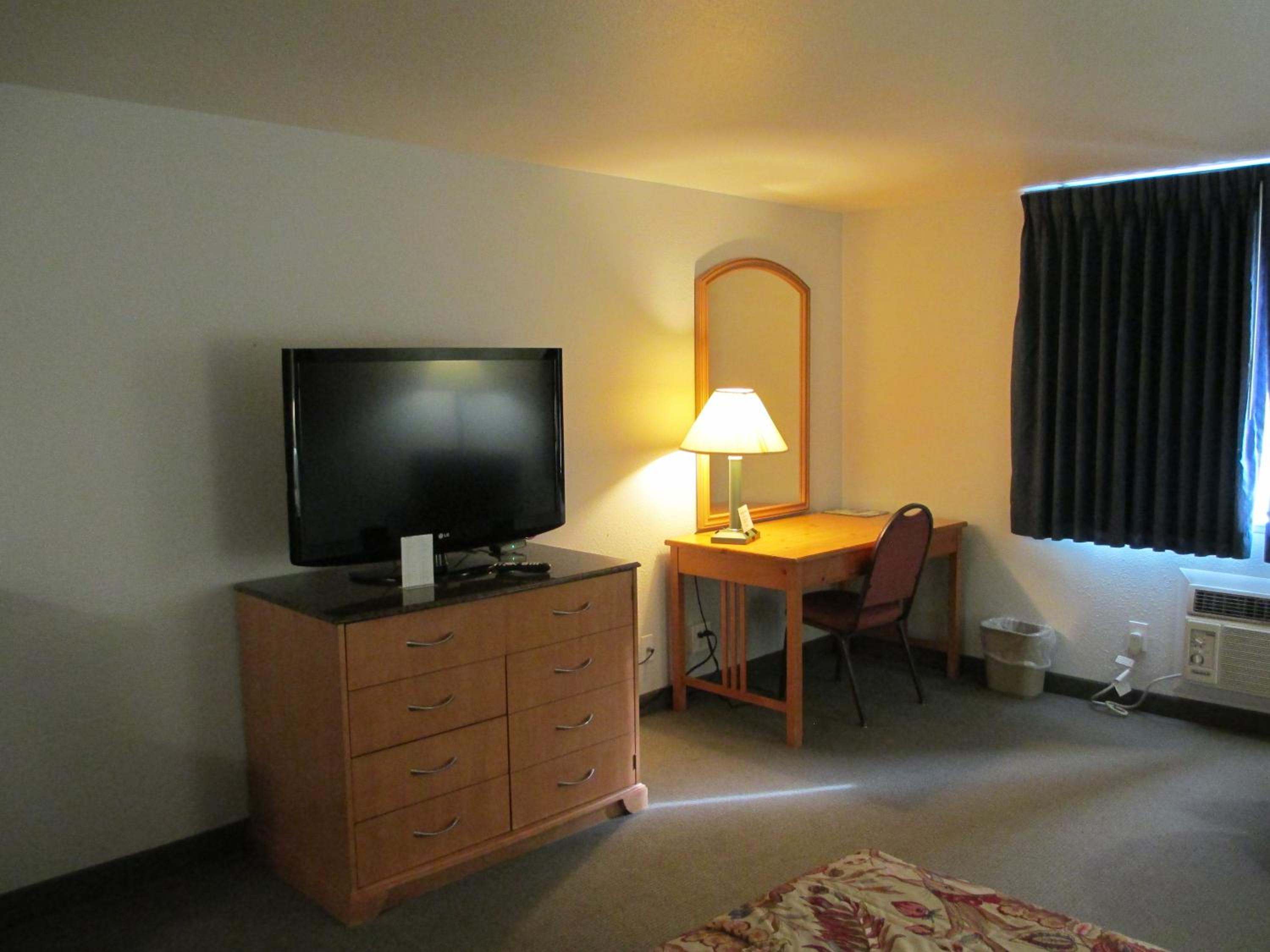 Queen Room - Photo 1