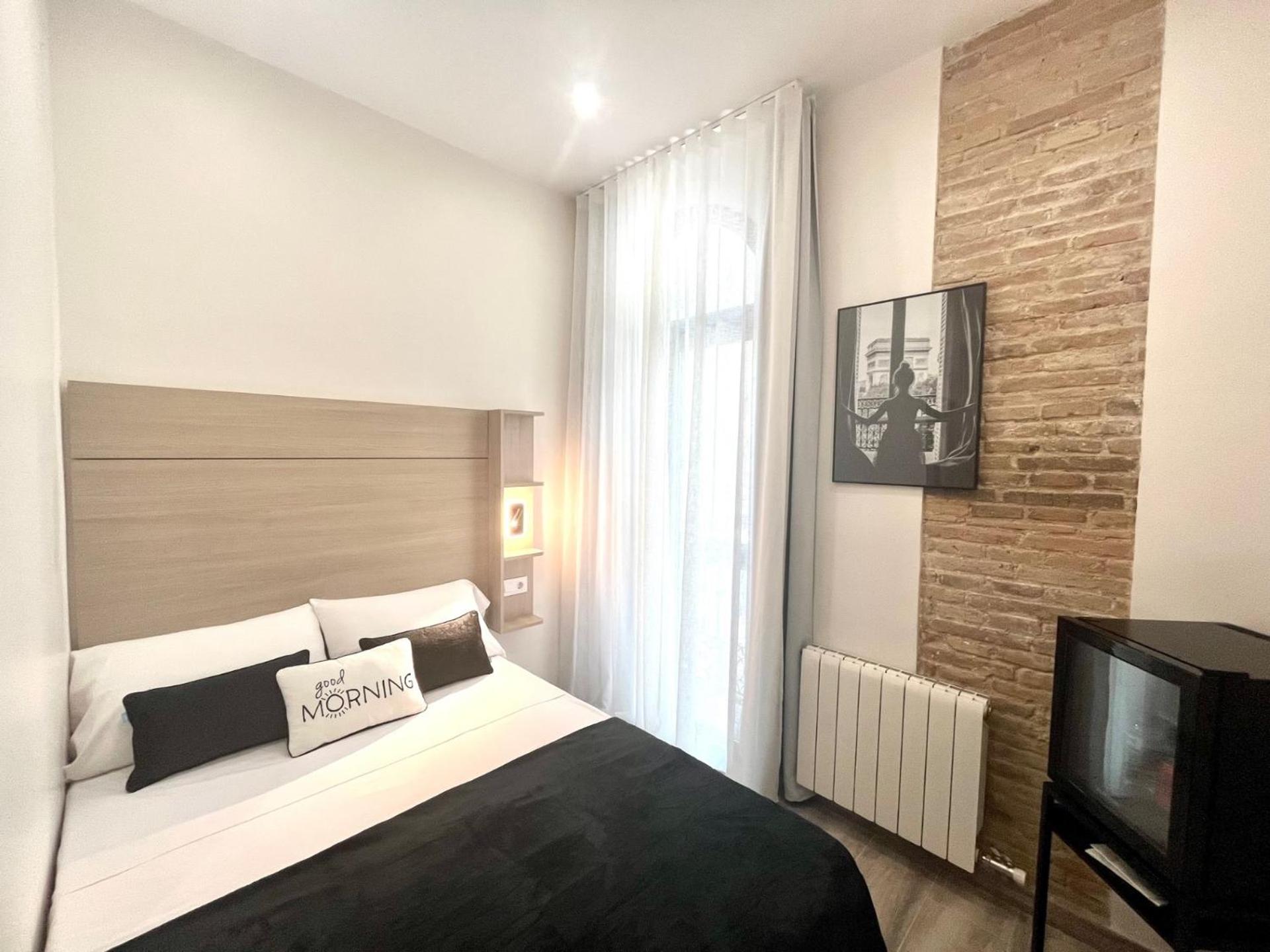 Habitación Individual con Baño Privado