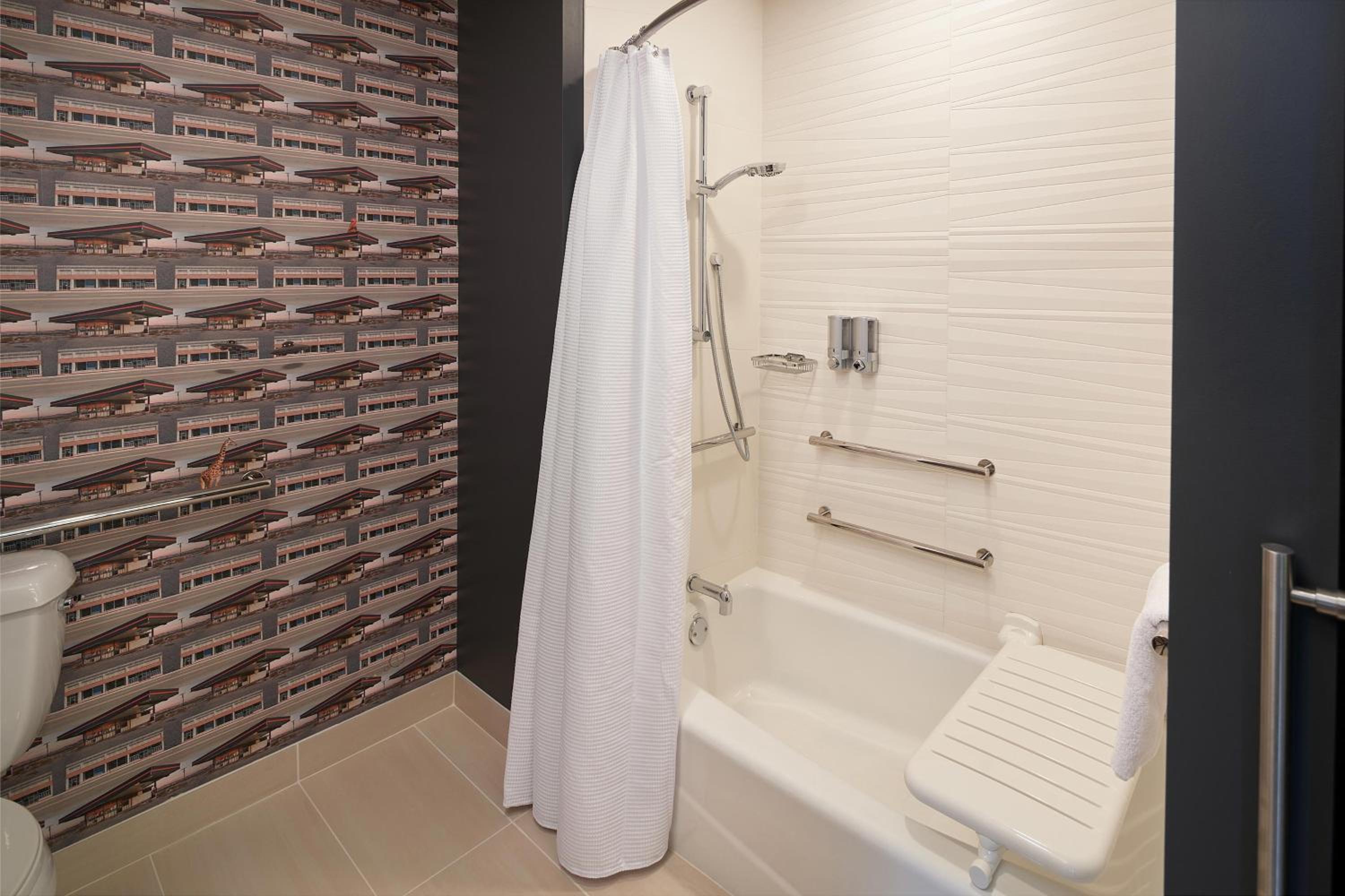 Savvy Queen Room with Two Queen Beds and Adapted Tub - Mobility and Hearing Accessible