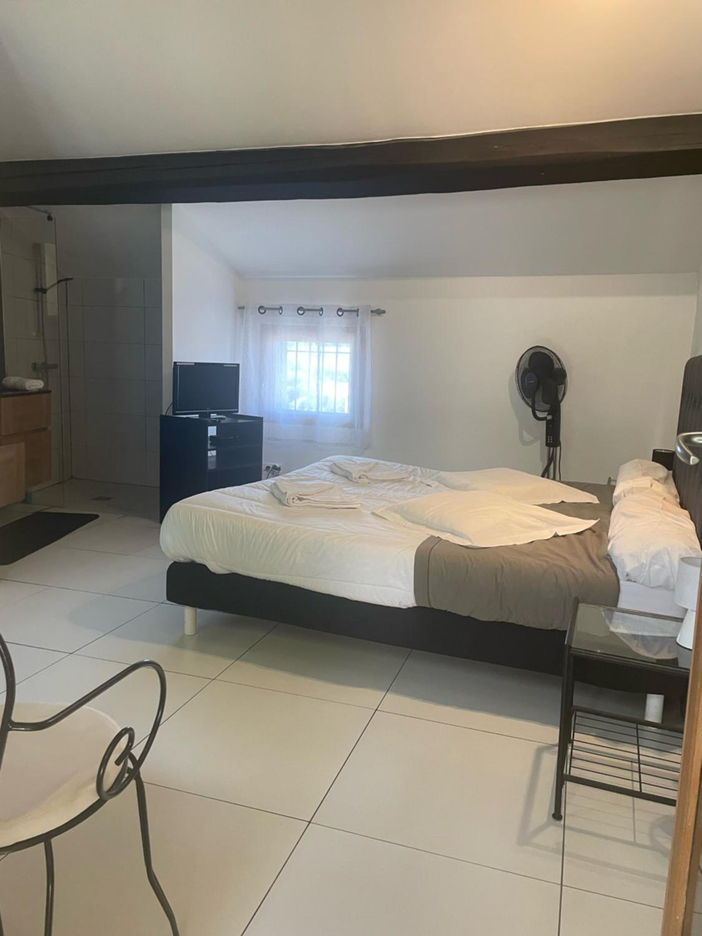 Double Room - Photo 1