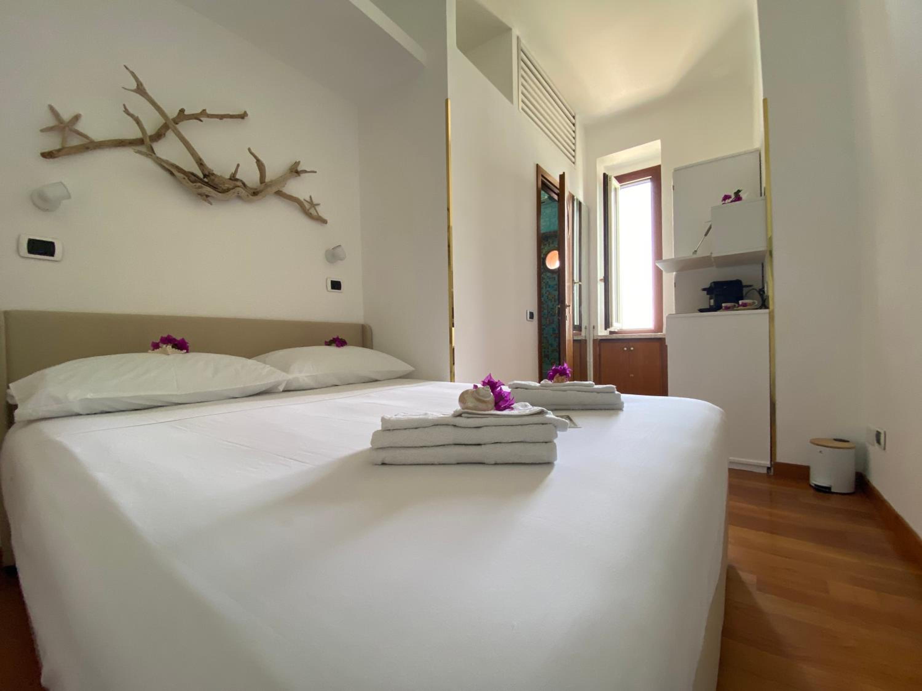 Double Room with Sea View photo 1