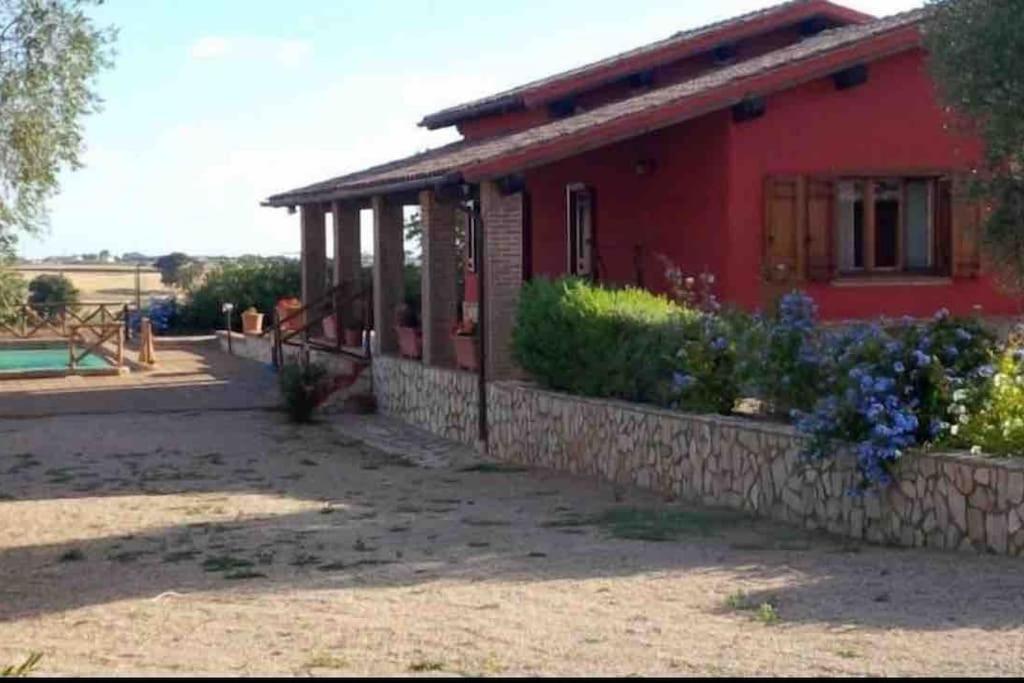 Villa photo 3