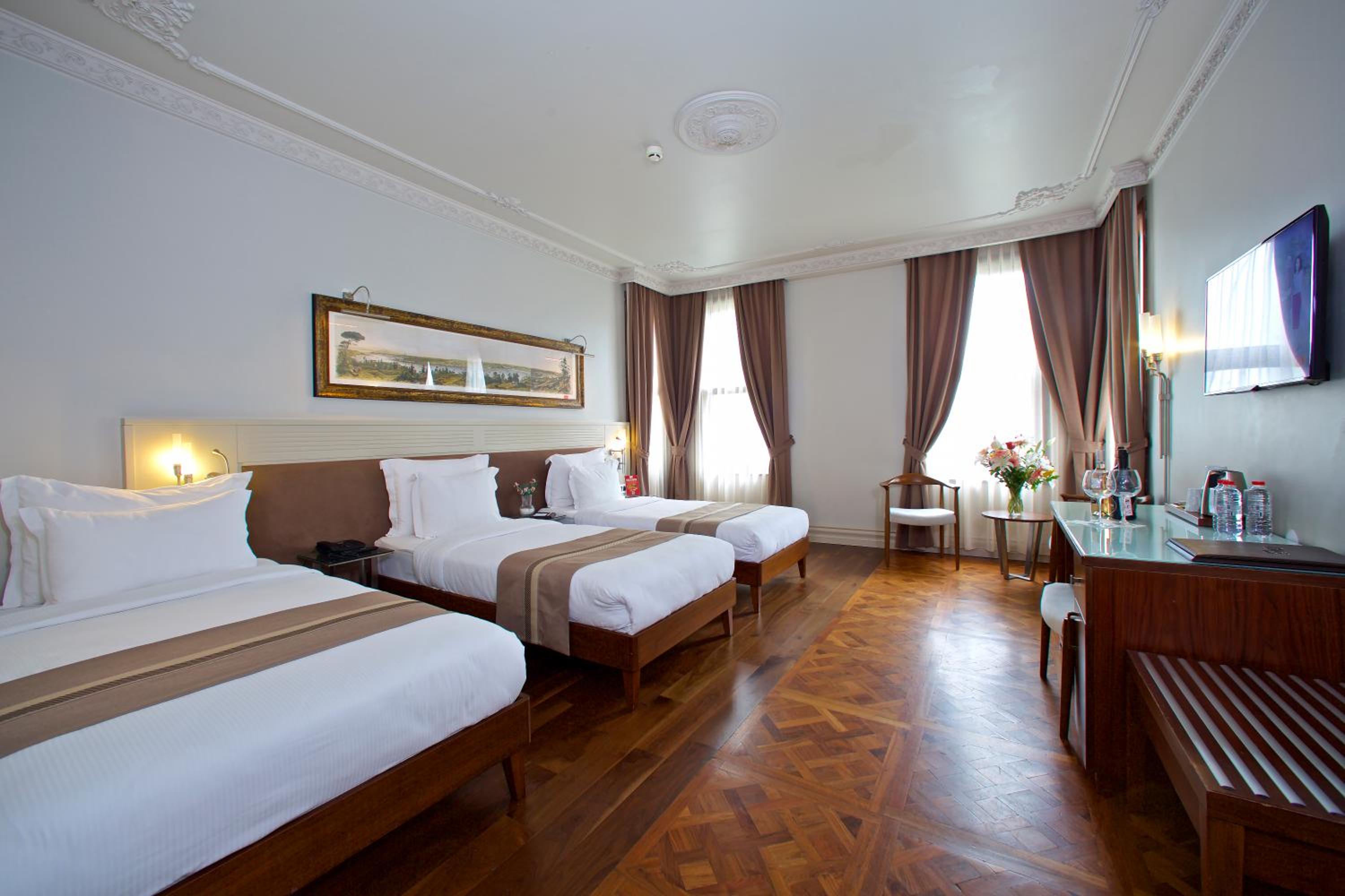 Comfort Triple Room photo 2