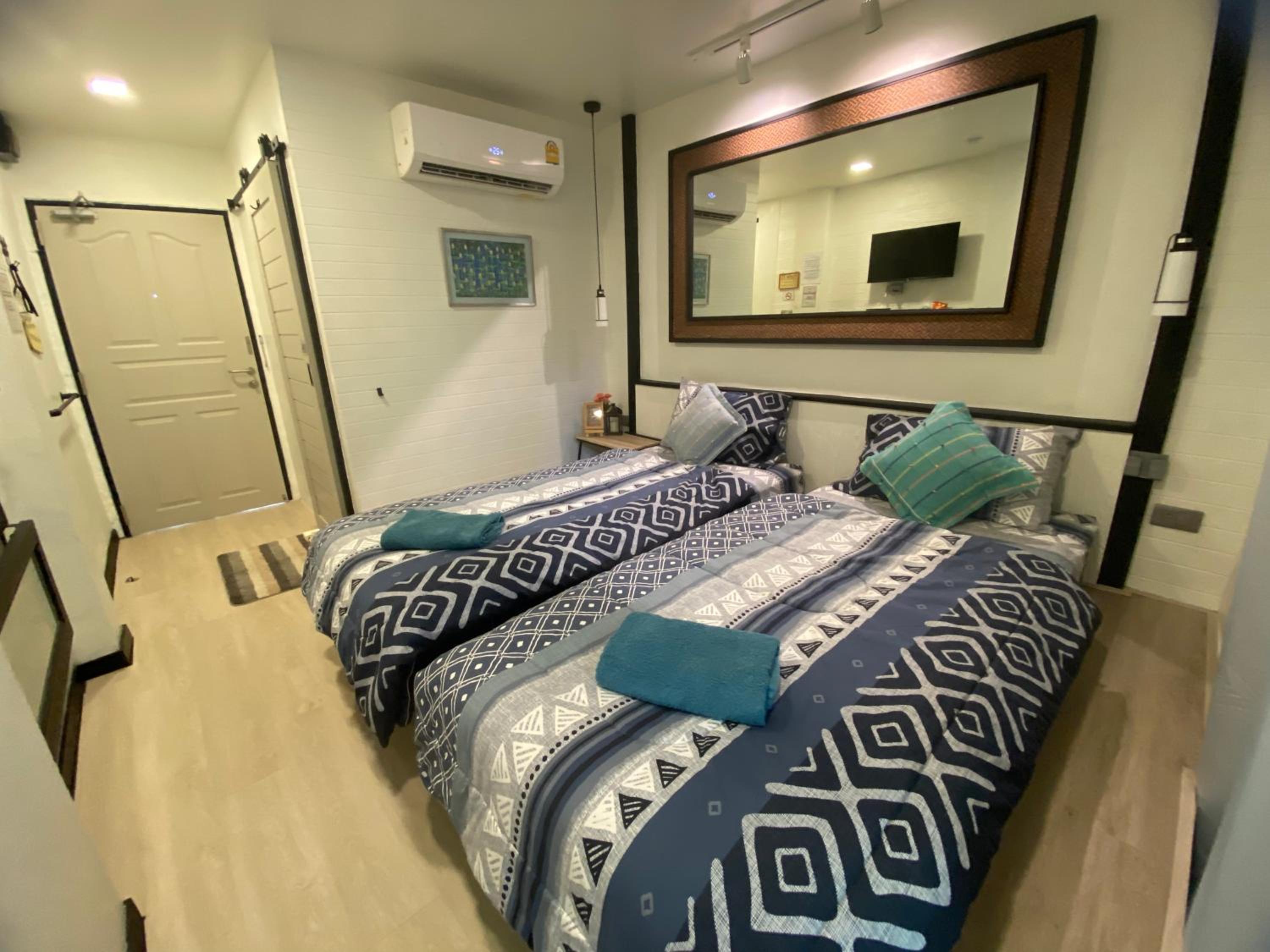 Twin Room - Photo 1