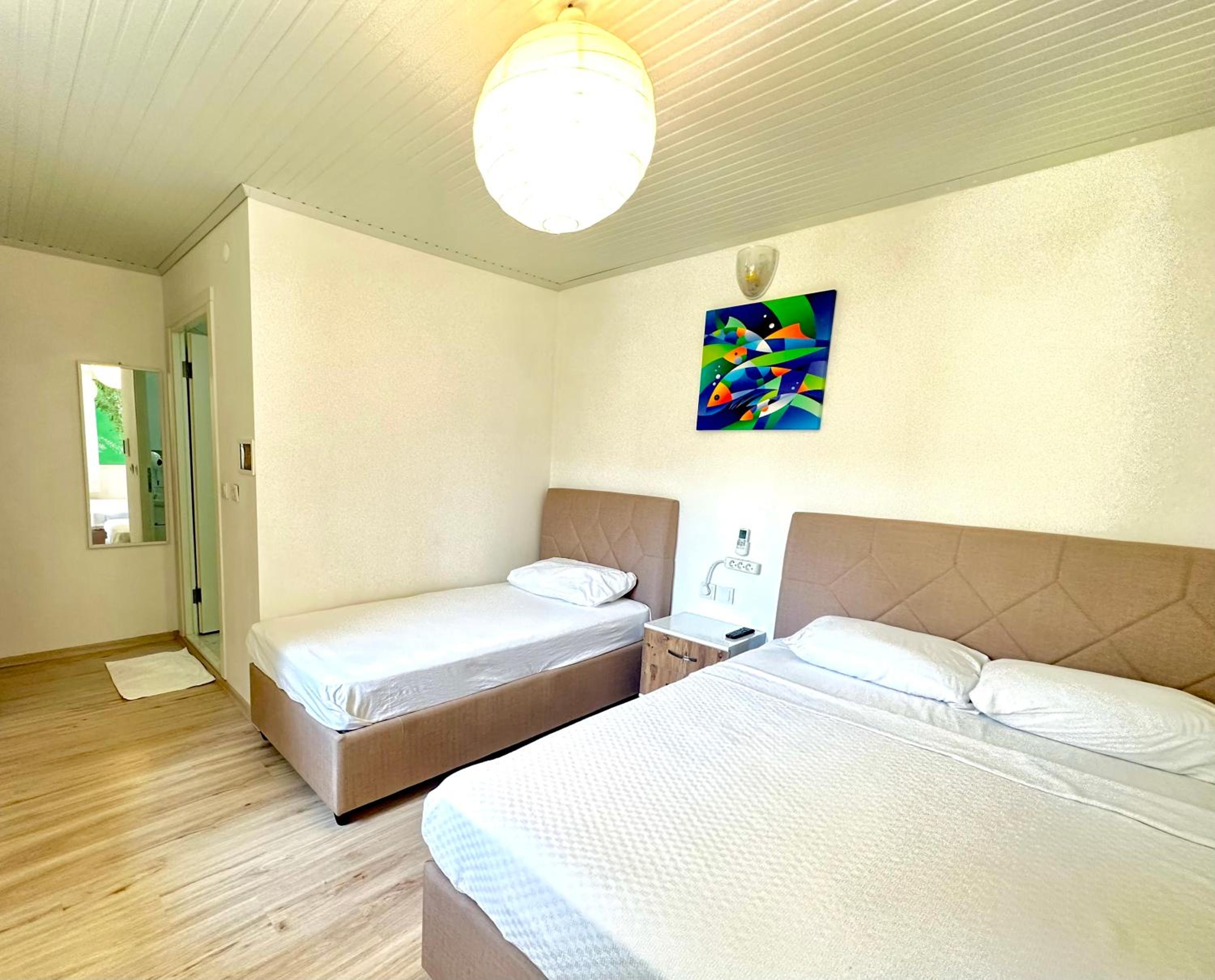 Standard Double Room photo 3